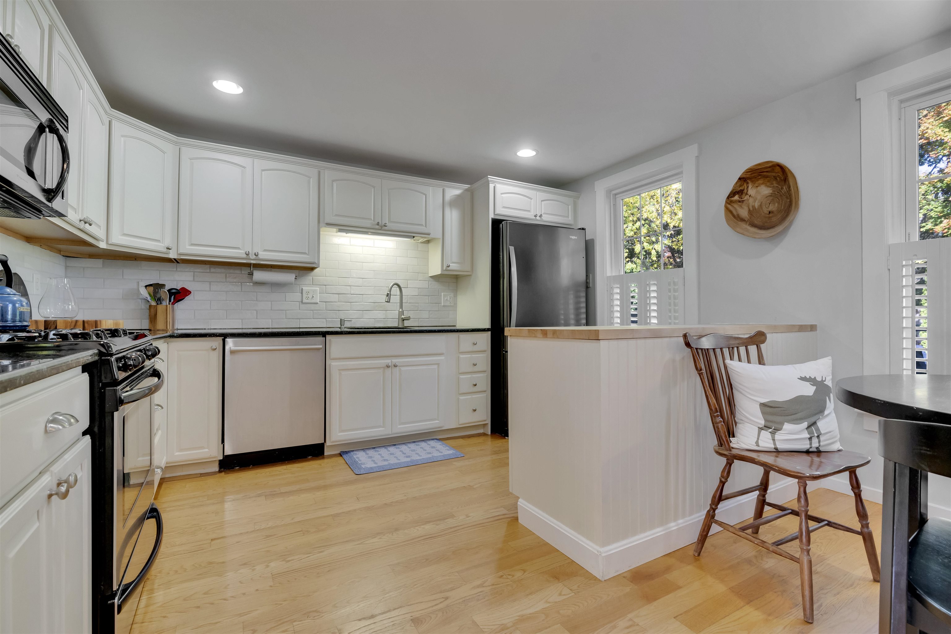 35 Woodbury Avenue Property Photo 11