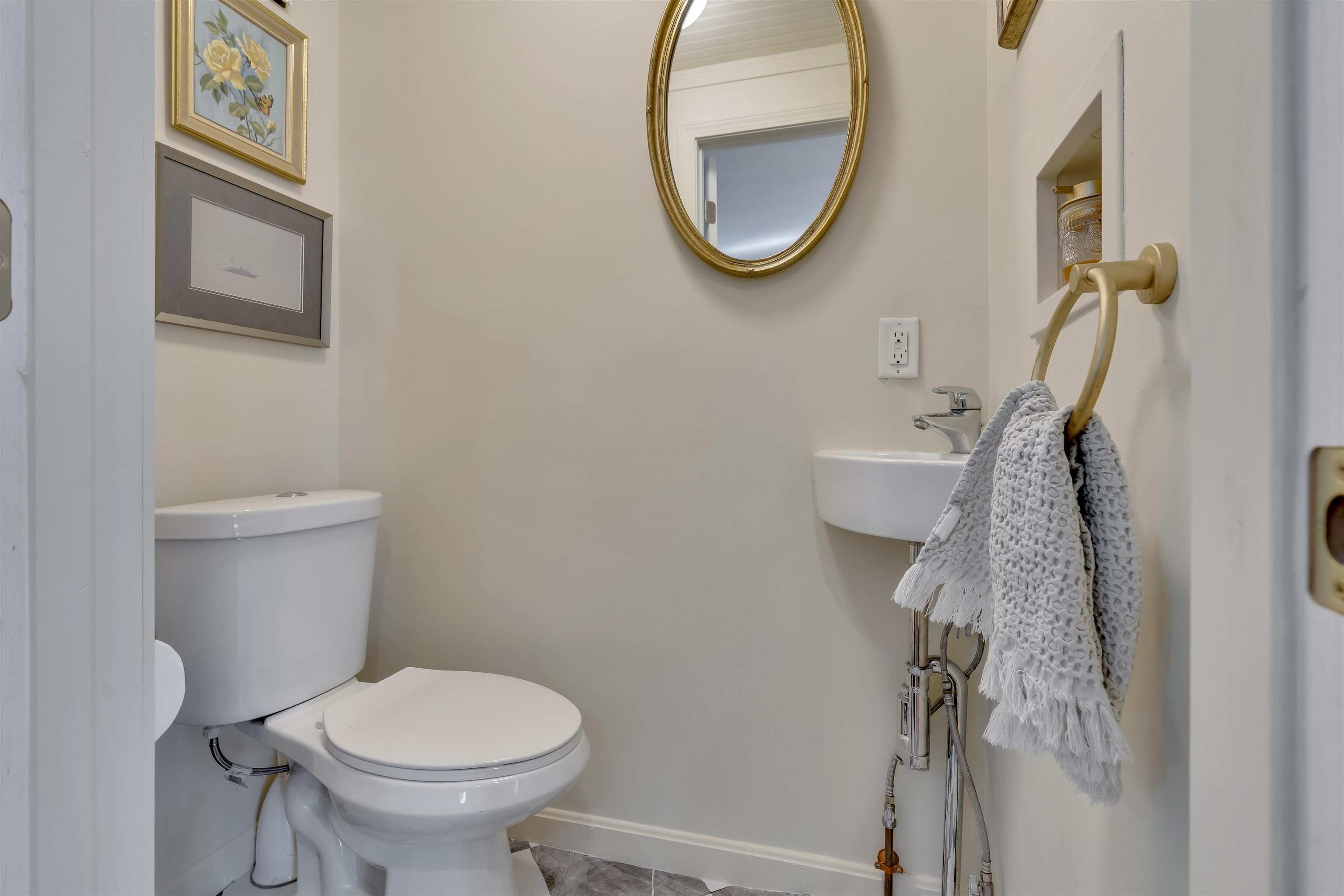 35 Woodbury Avenue Property Photo 26