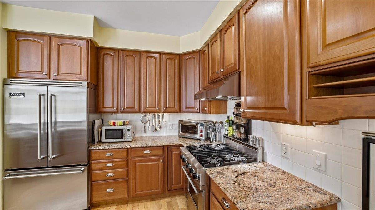 342 Brennan Woods Drive Property Photo 16