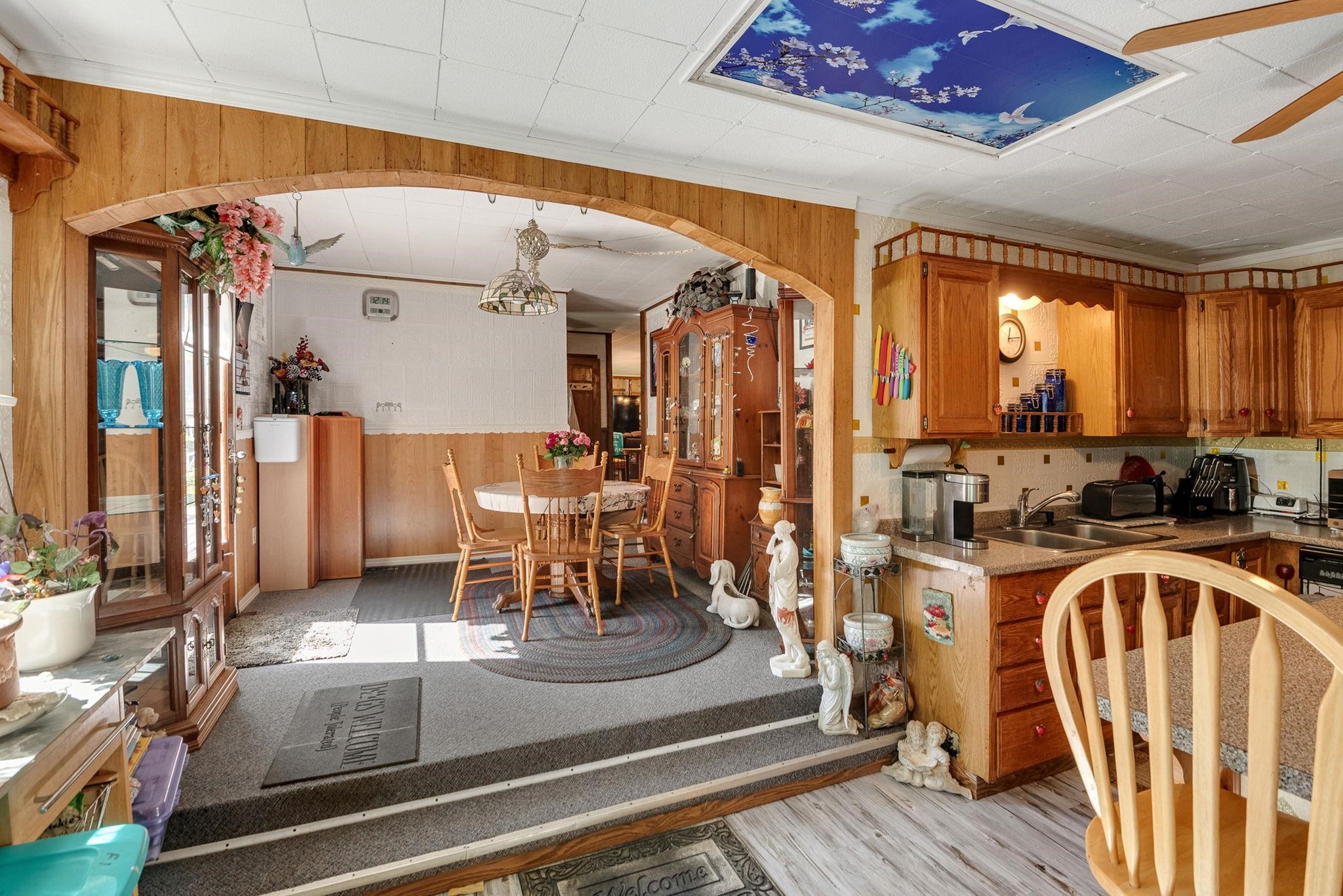 3081 Perry Hill Road Property Photo 7