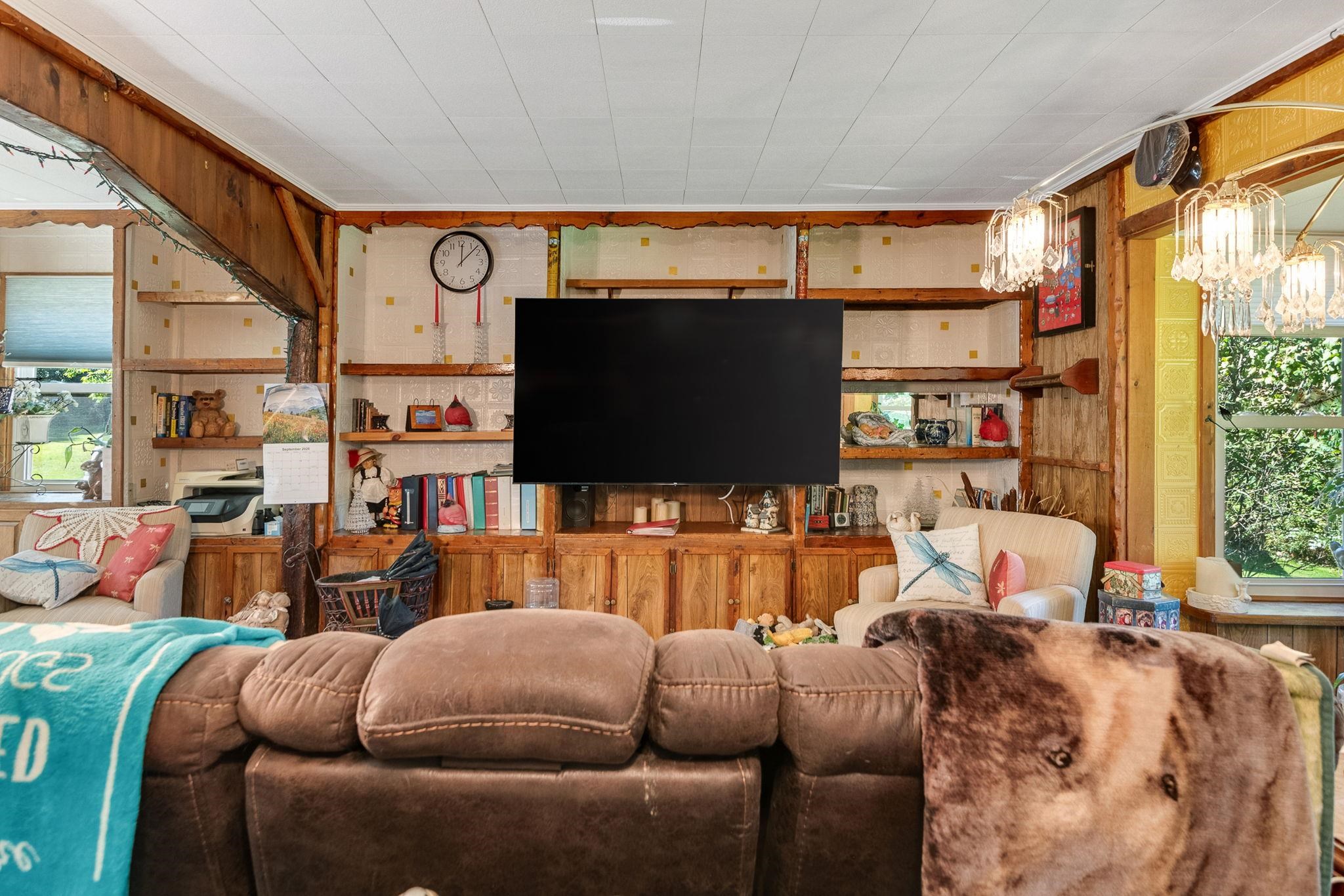 3081 Perry Hill Road Property Photo 12