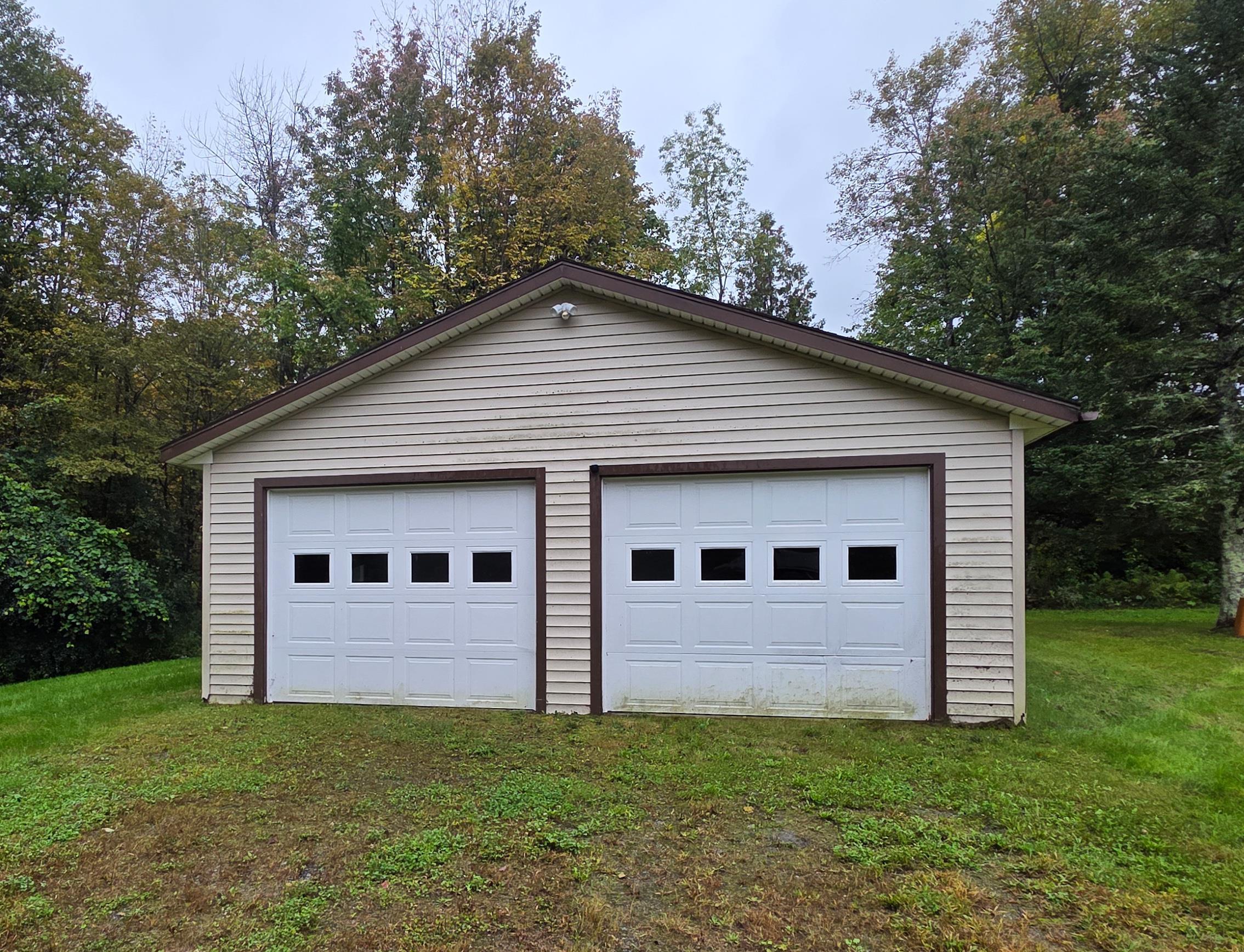 1026 Bowen Hill Road Property Photo 3