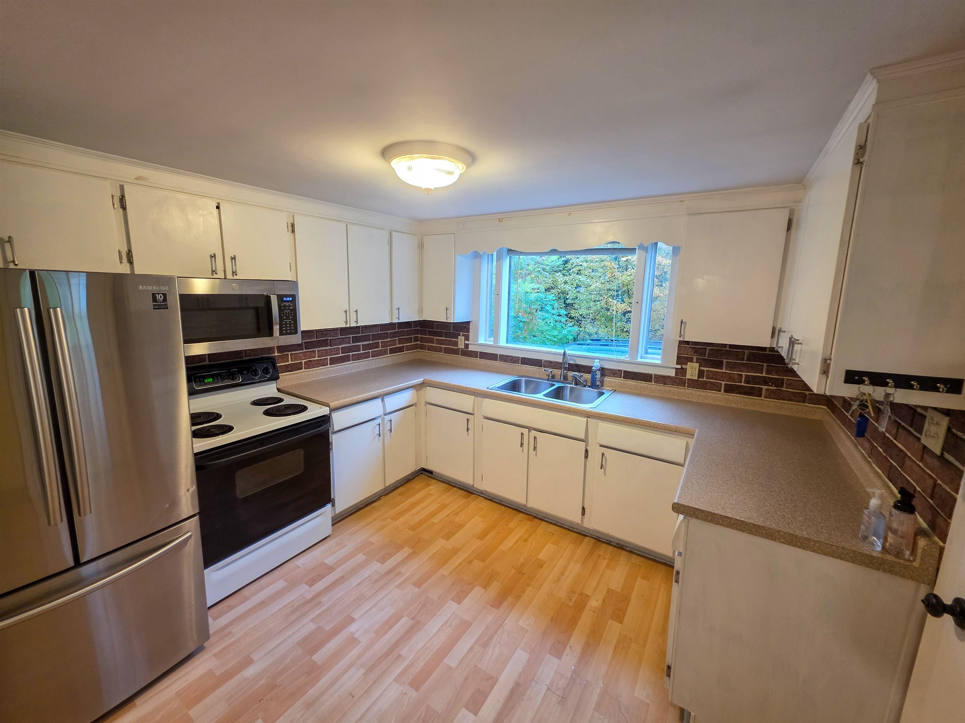 1026 Bowen Hill Road Property Photo 4