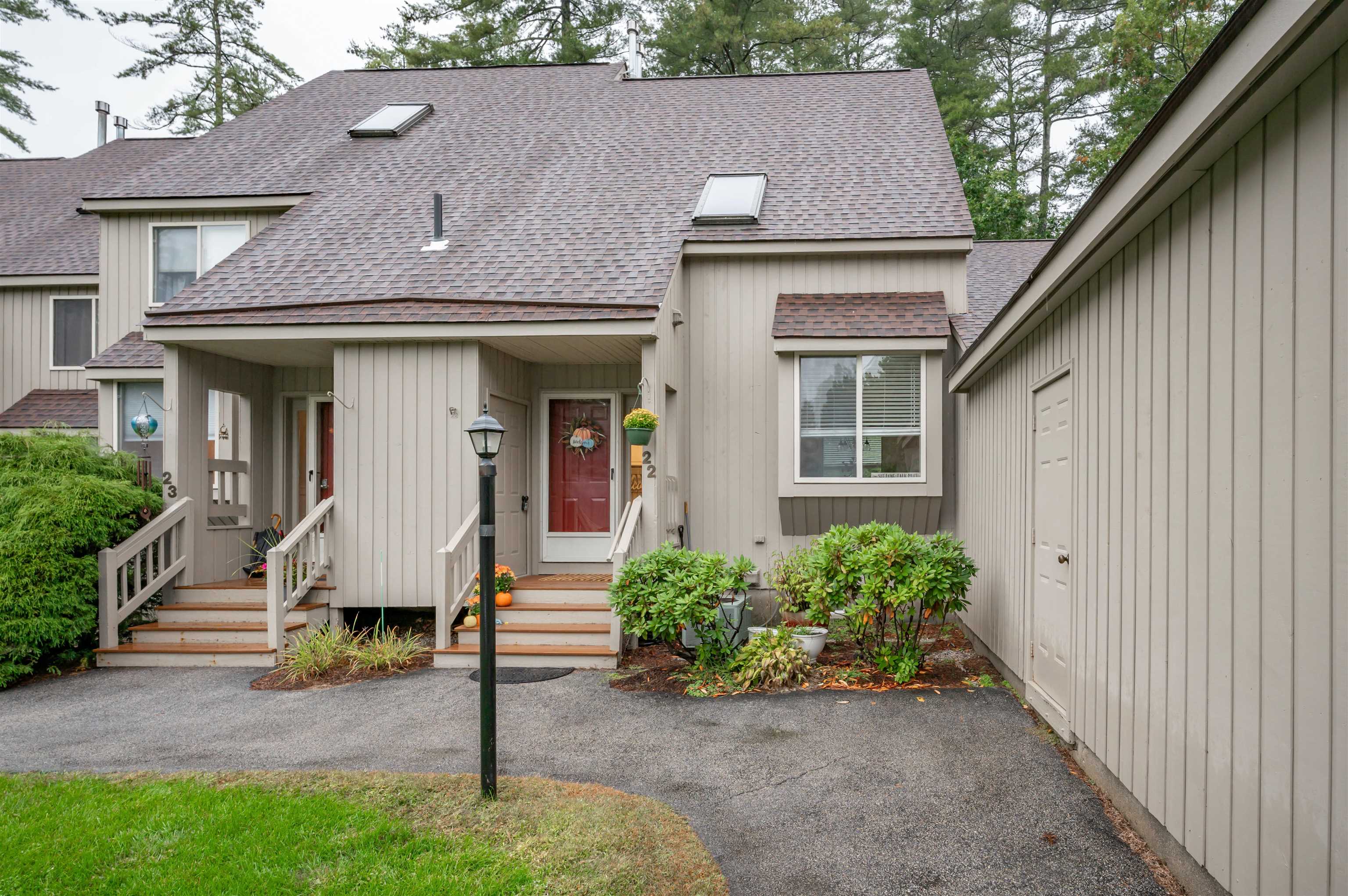 22 Suffolk Court Property Photo 3