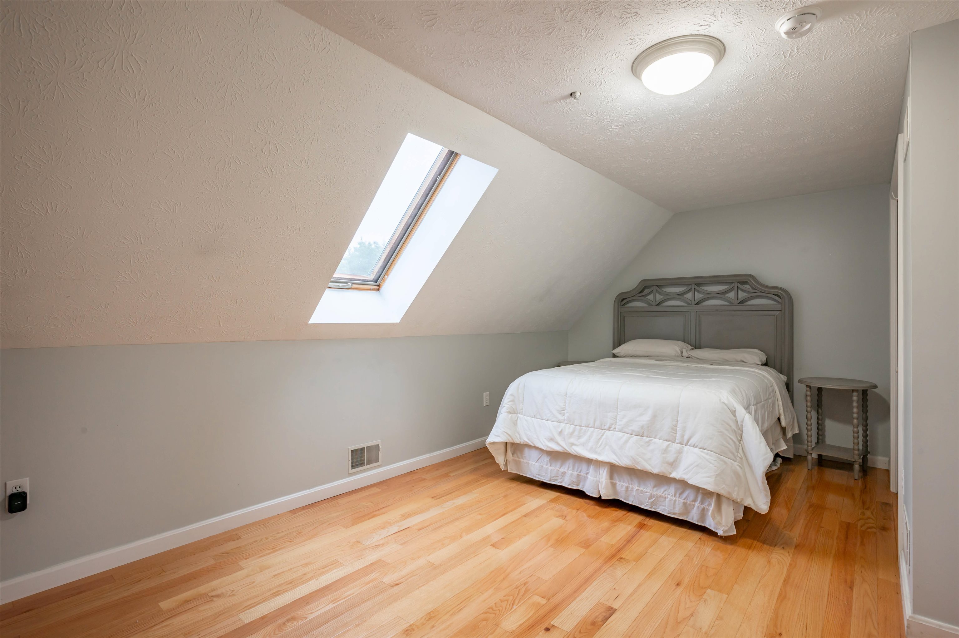 22 Suffolk Court Property Photo 24