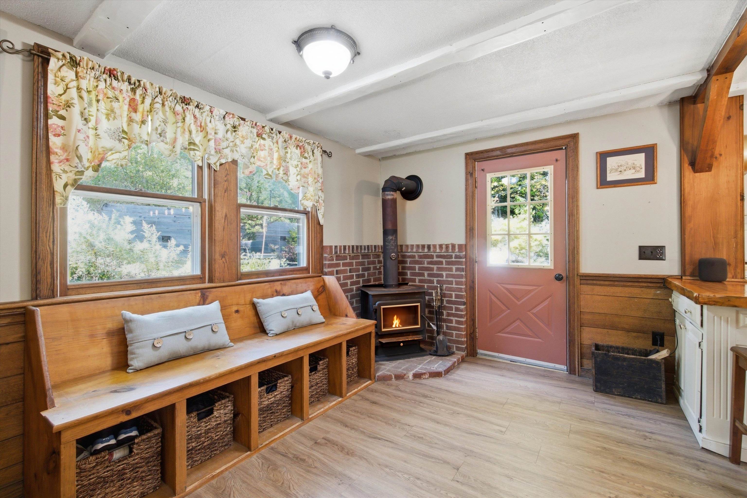 3550 Coolidge Highway Property Photo 16