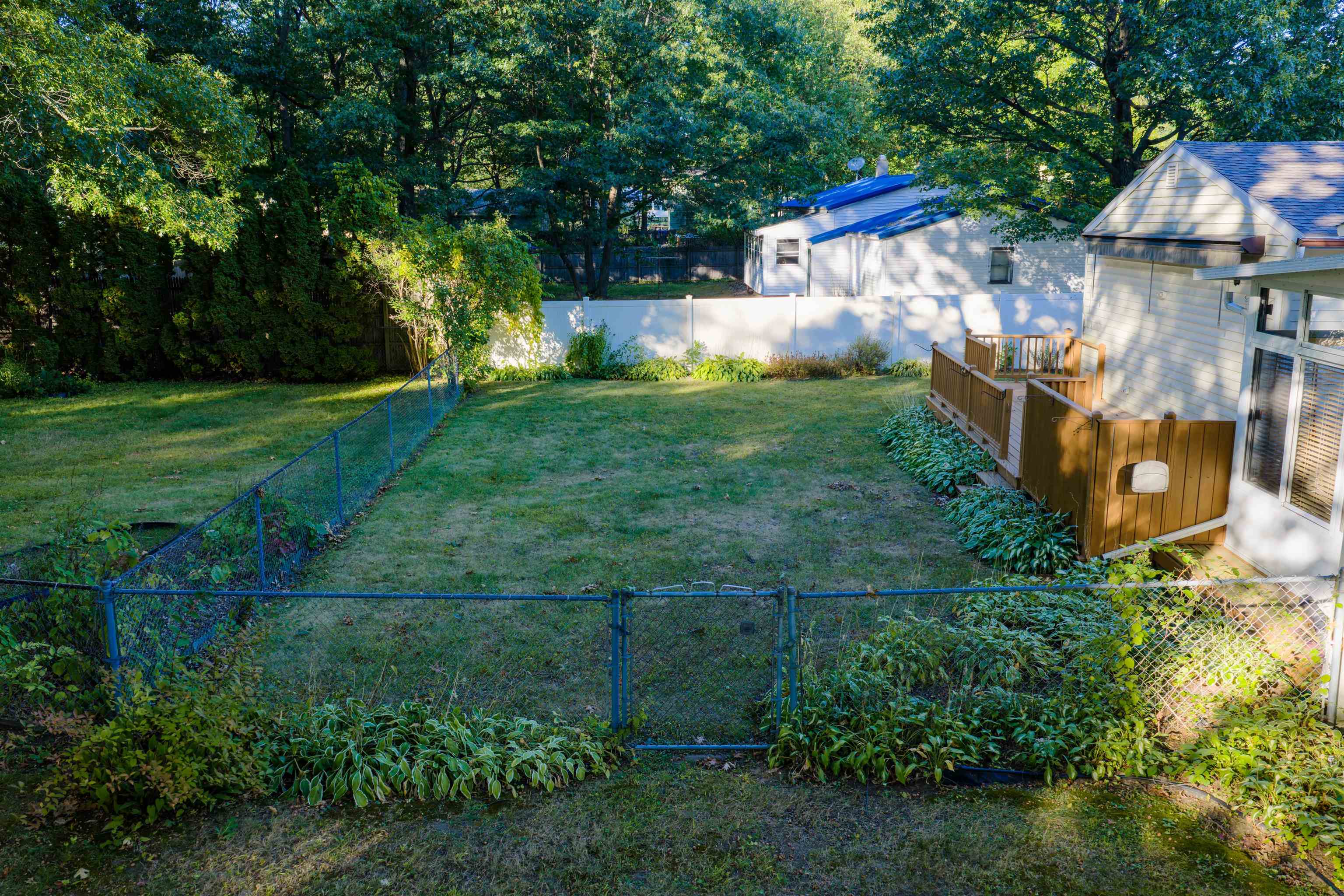 800 Porters Point Road Property Photo 3