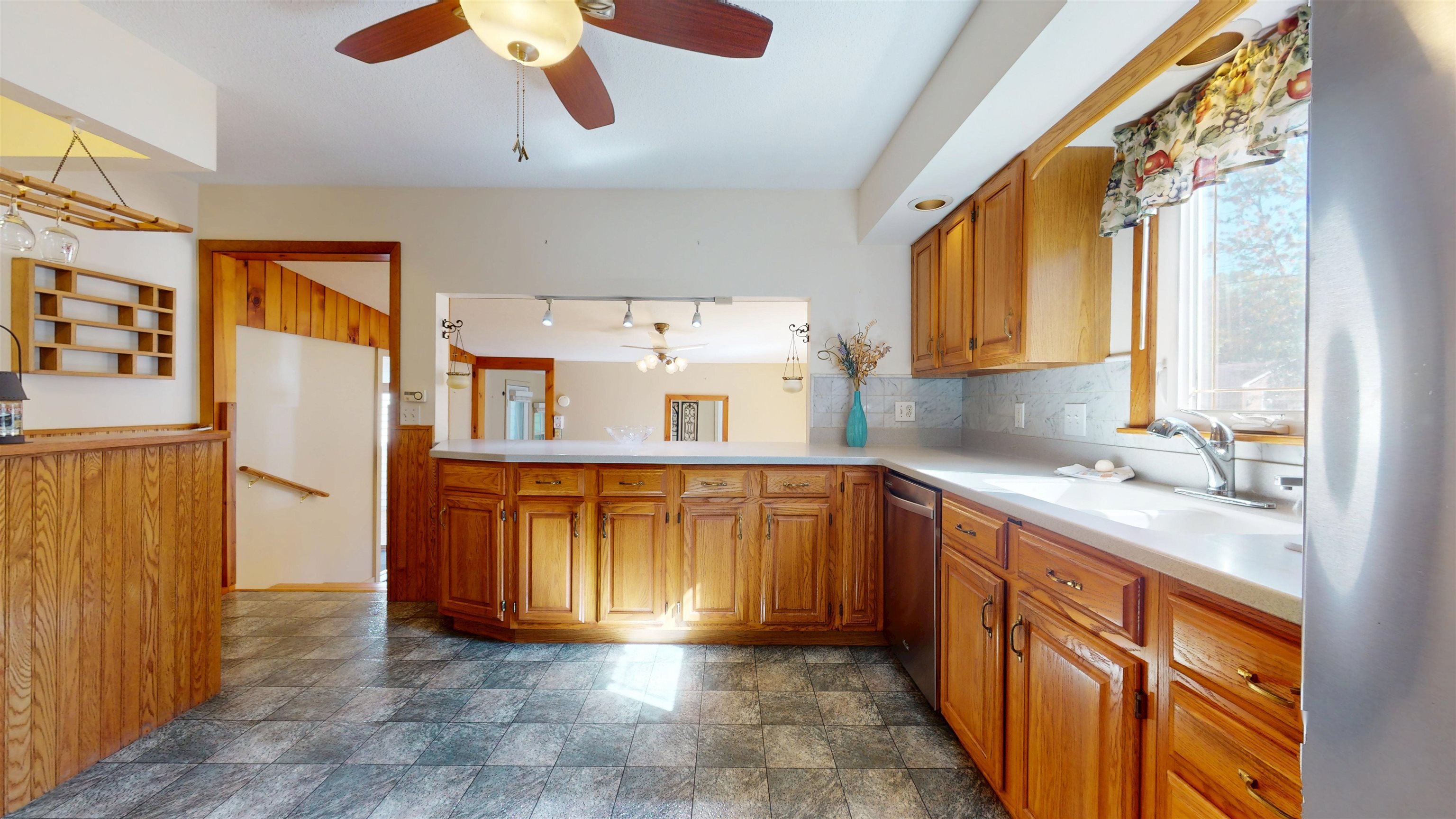 800 Porters Point Road Property Photo 15