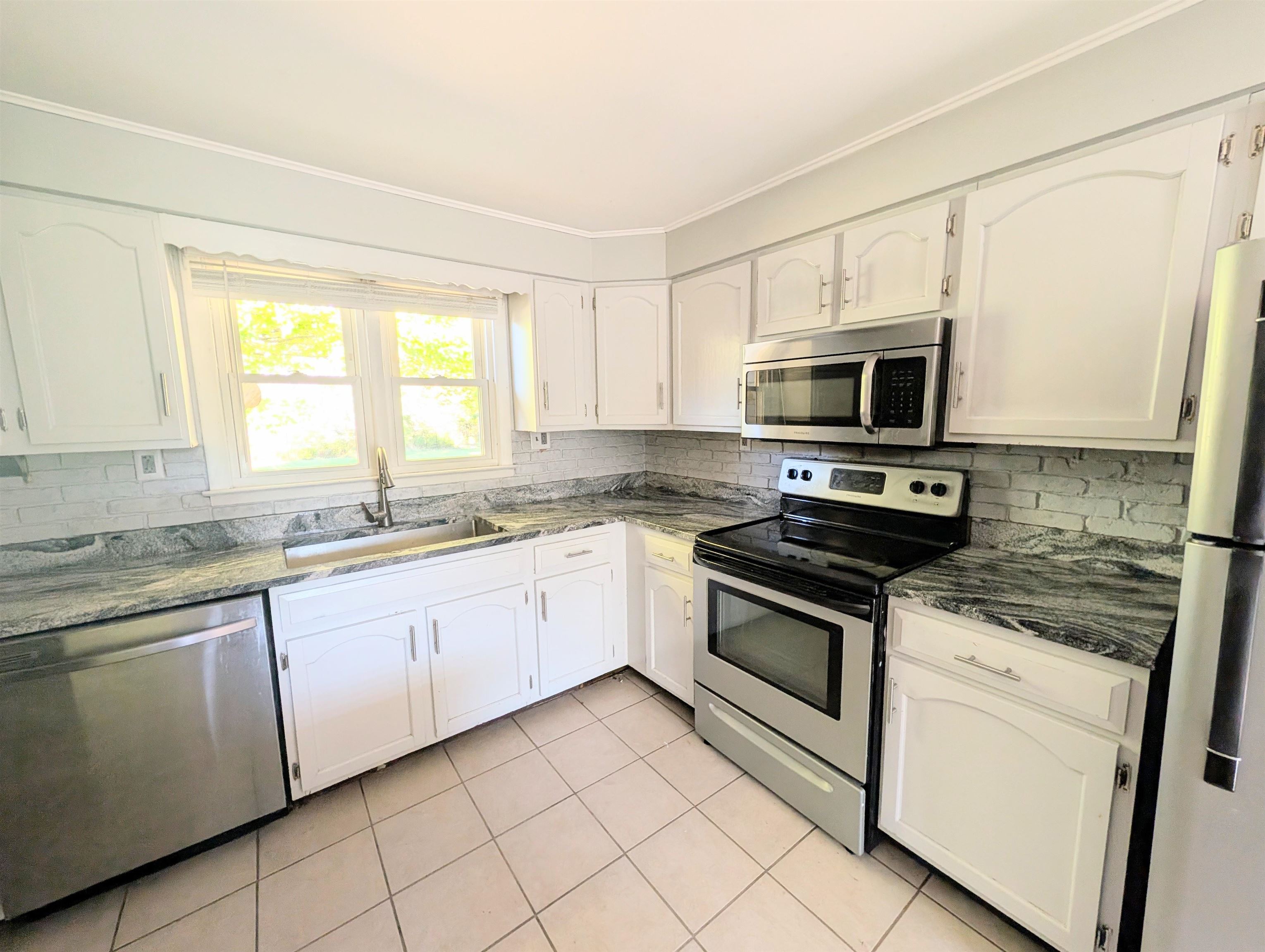 411 Concord Avenue Property Photo 15