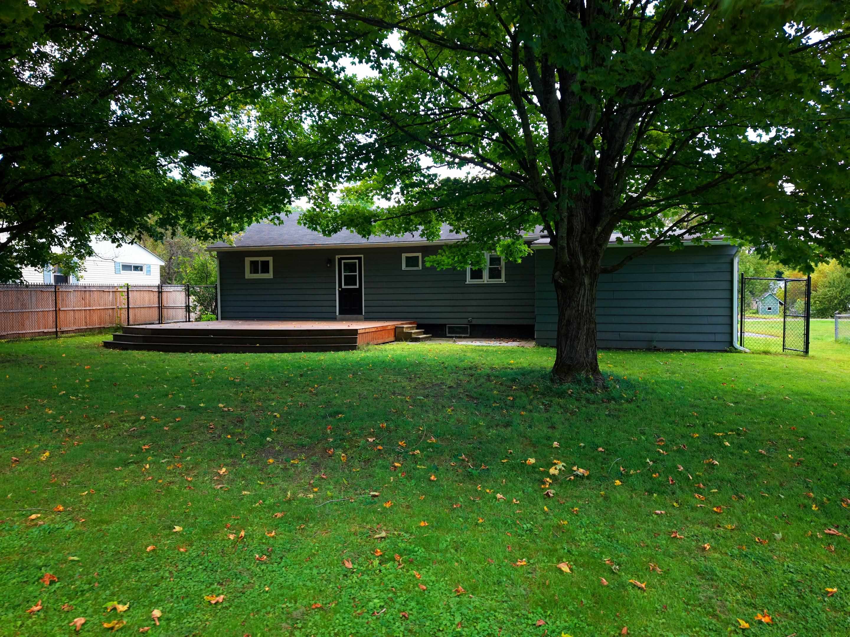 411 Concord Avenue Property Photo 33