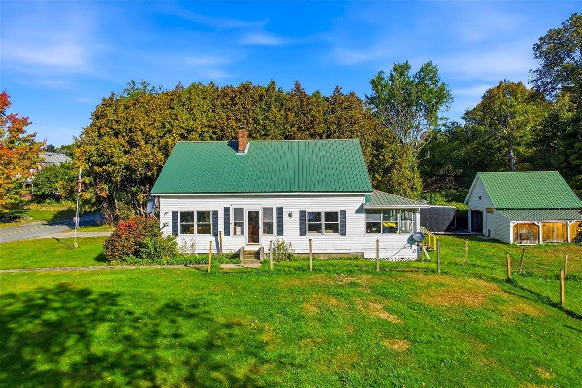 77 South Lunenburg Road Property Photo 3