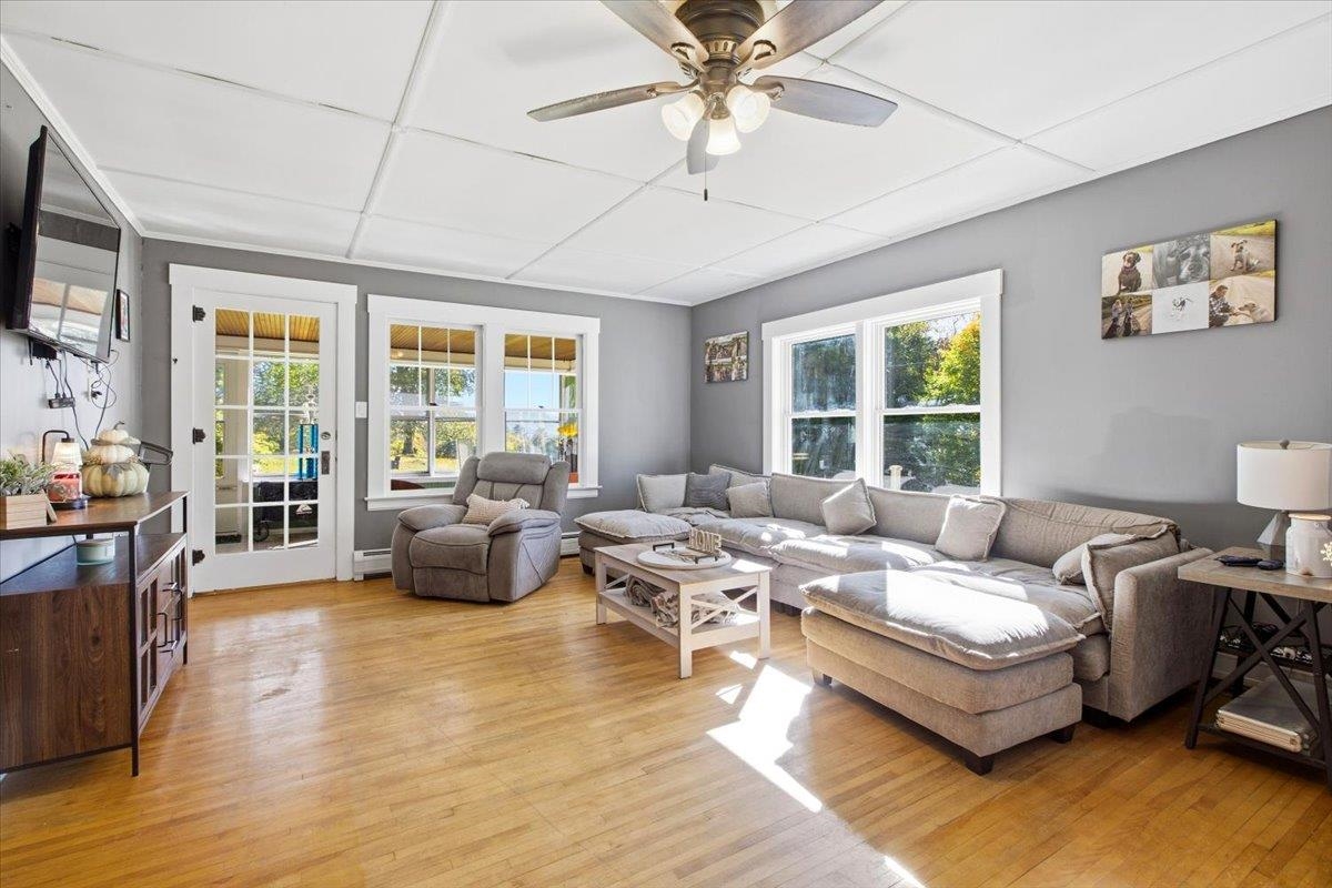 77 South Lunenburg Road Property Photo 18