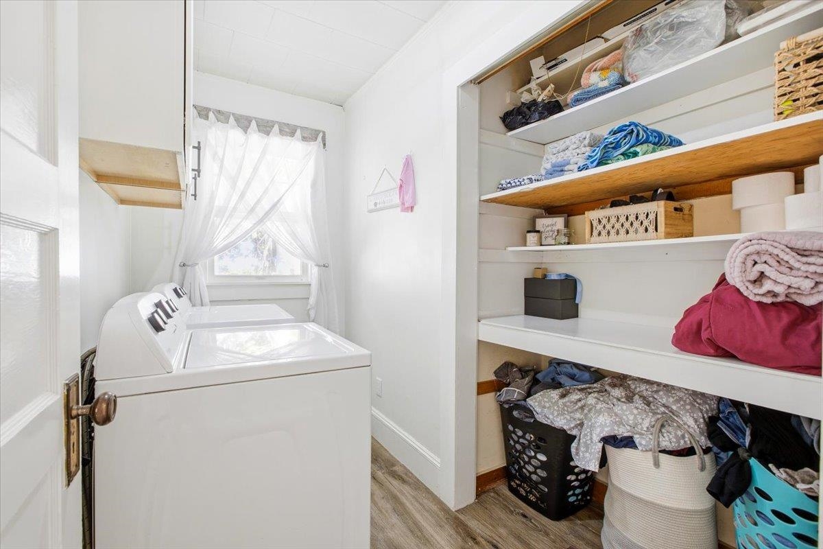 77 South Lunenburg Road Property Photo 25