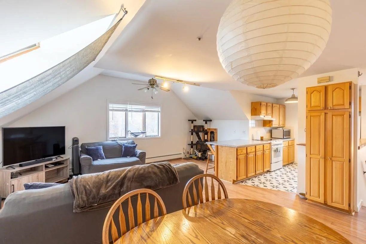 20 Charles Street Property Photo 1