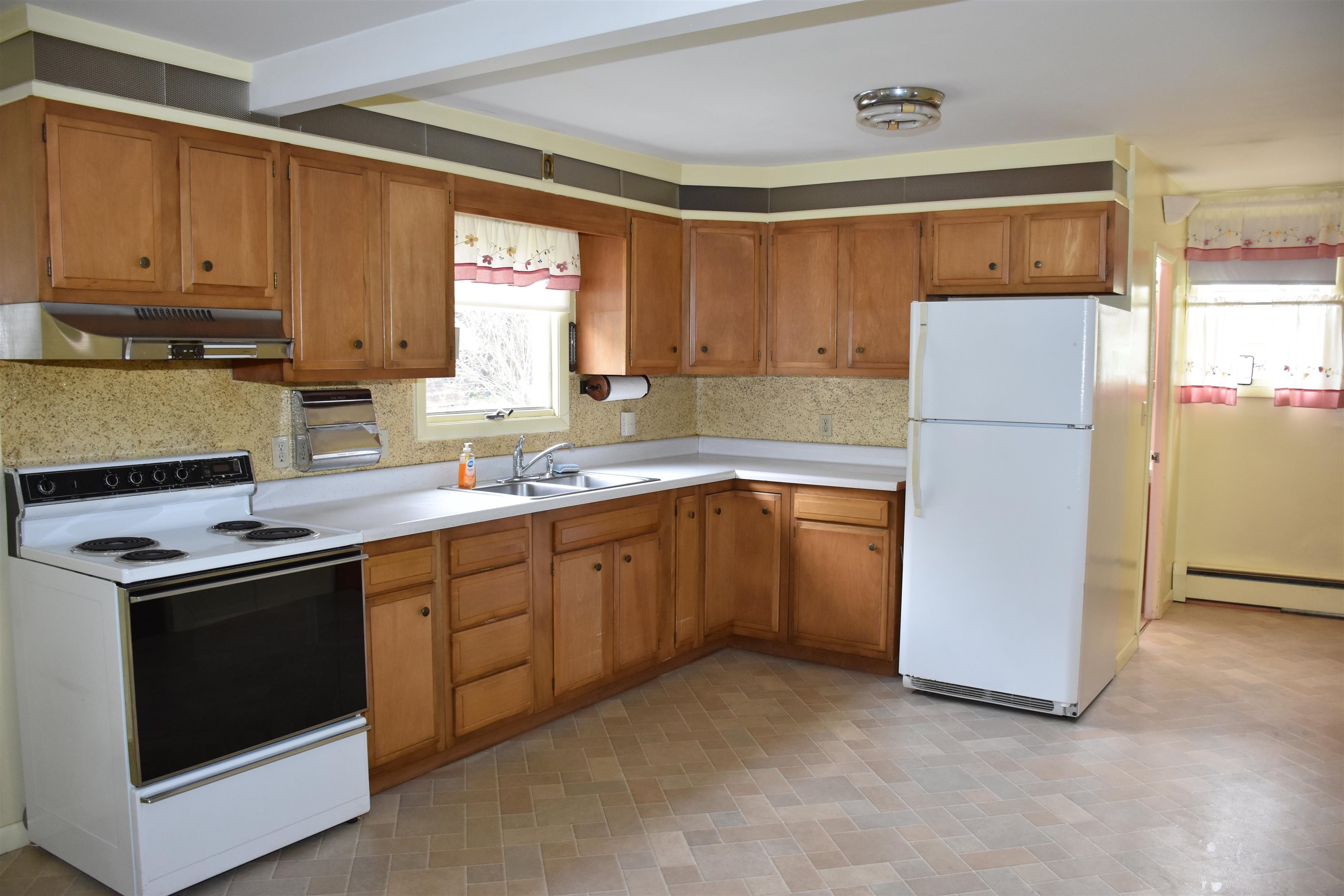 177 Websterville Road Property Photo 3