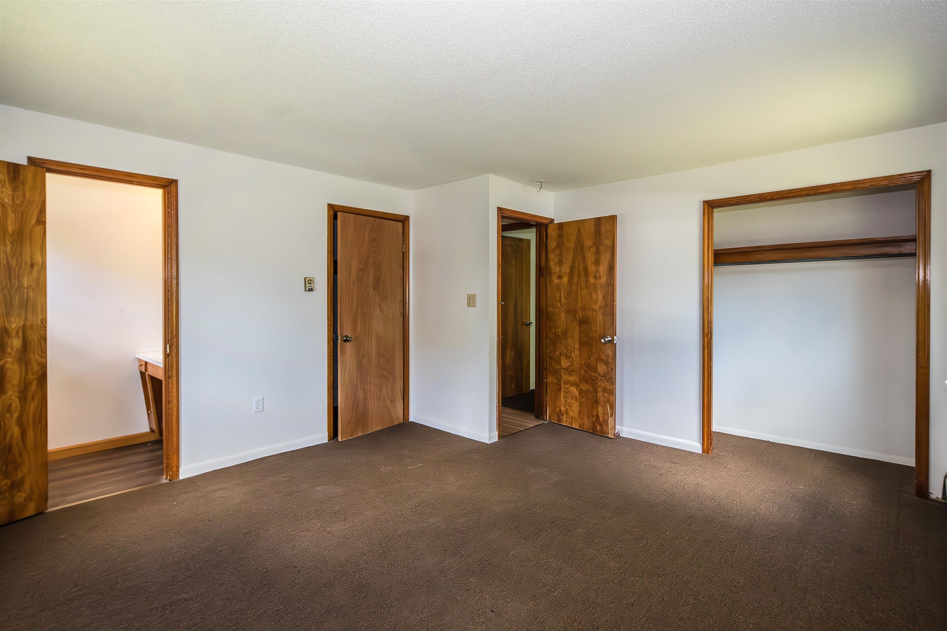 168 Brenda Road Property Photo 28