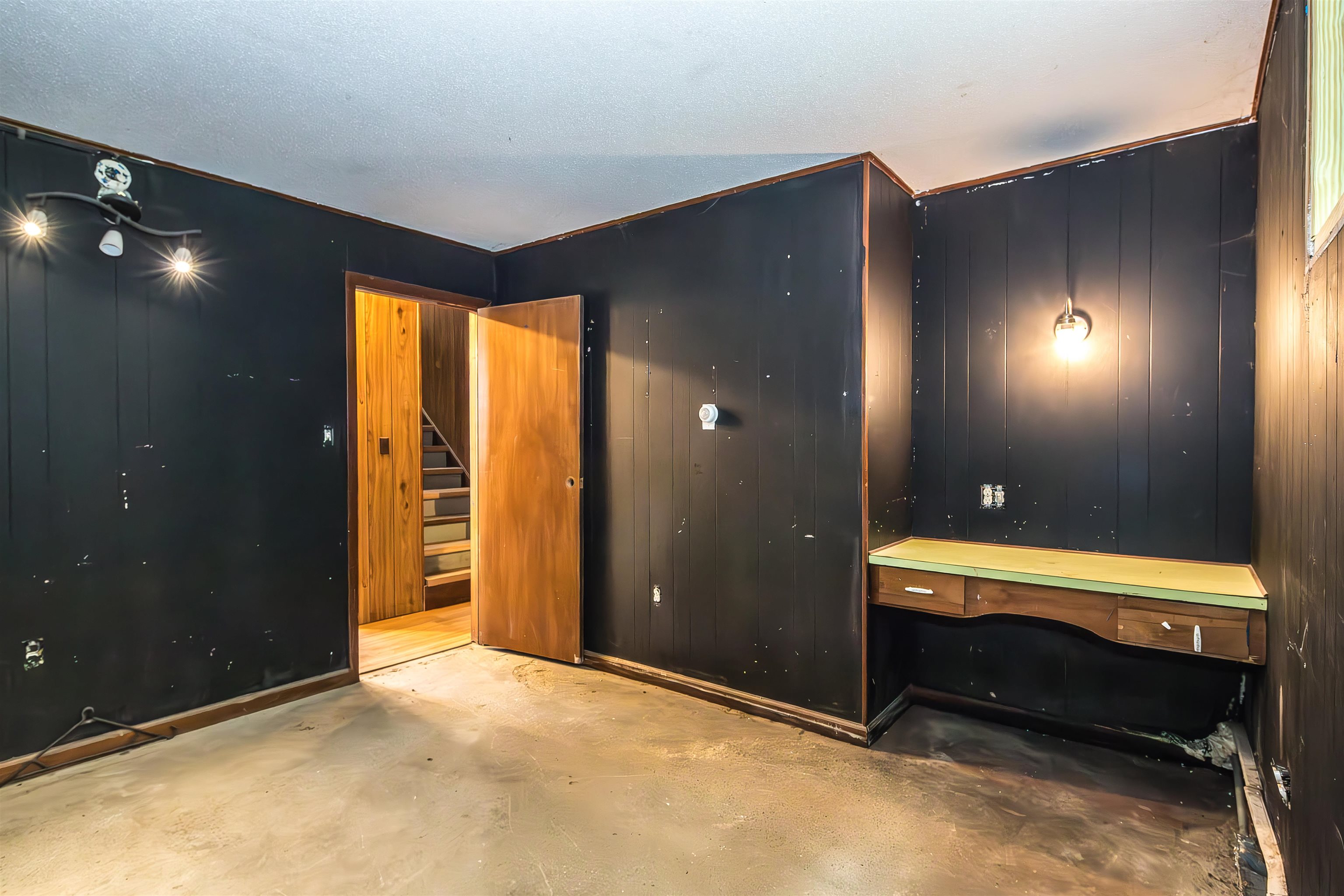 168 Brenda Road Property Photo 36