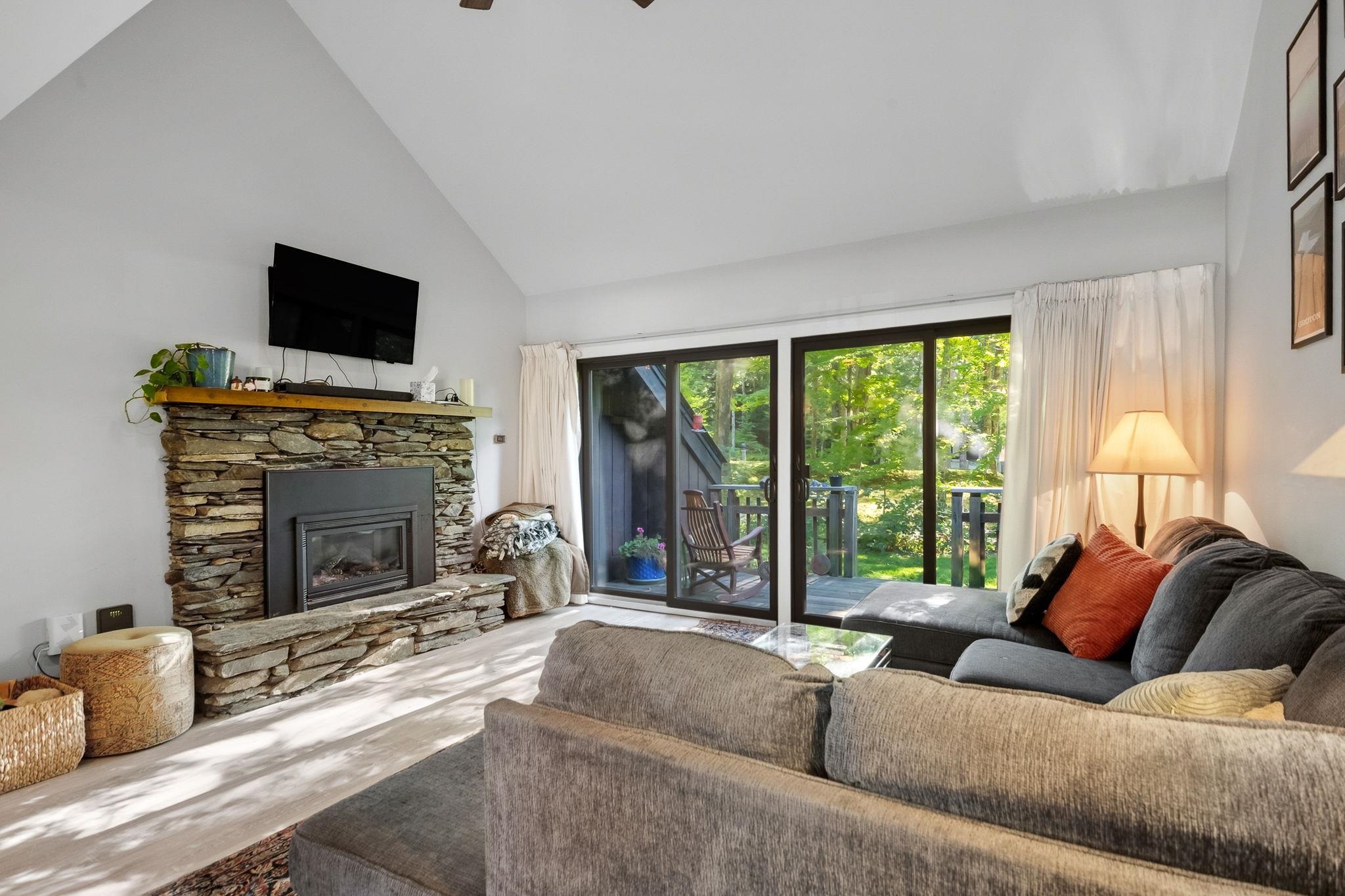 4649 Battleground Road Property Photo 16