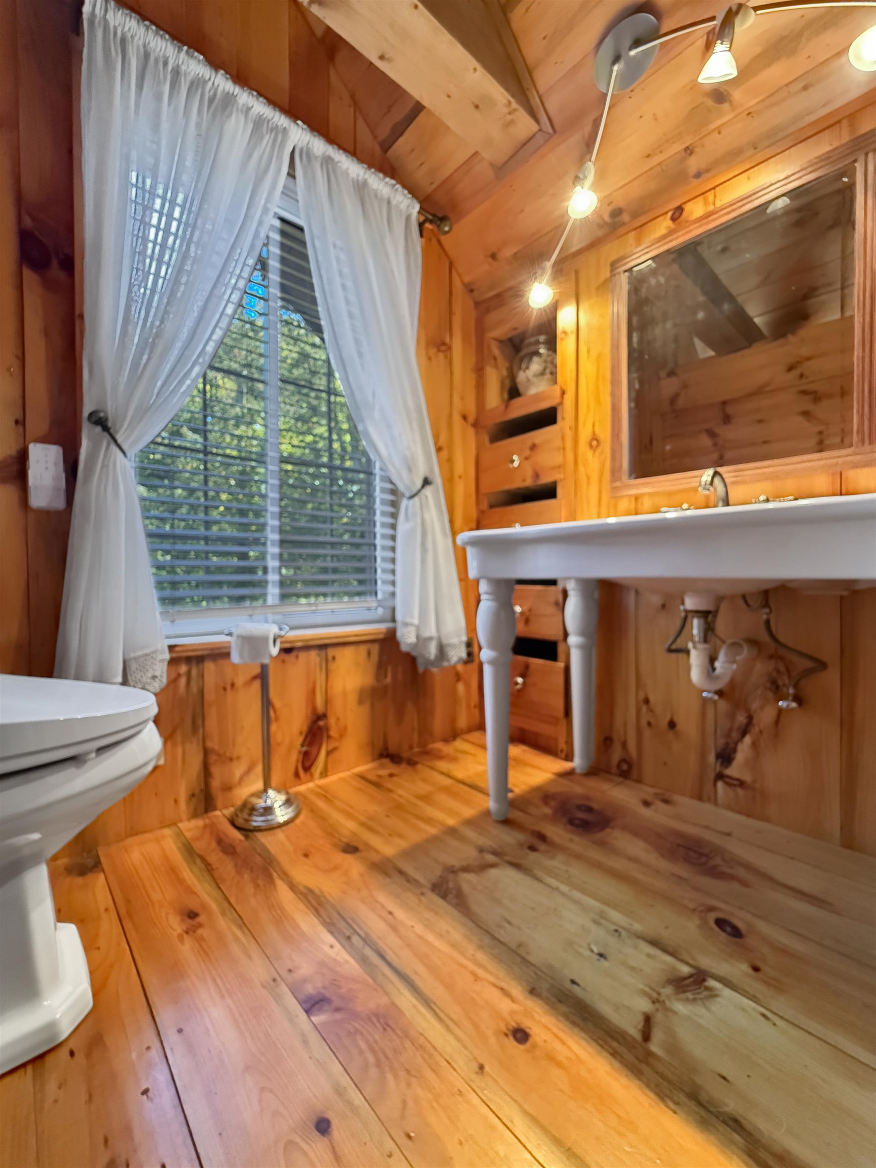 5520 Maidstone Lake Road Property Photo 33