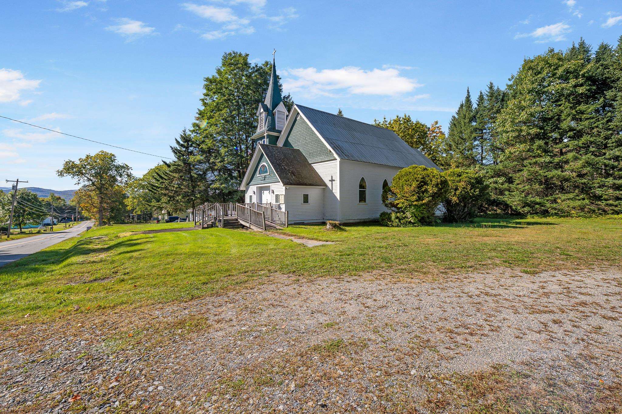 70 South Lunenburg Road Property Photo 32