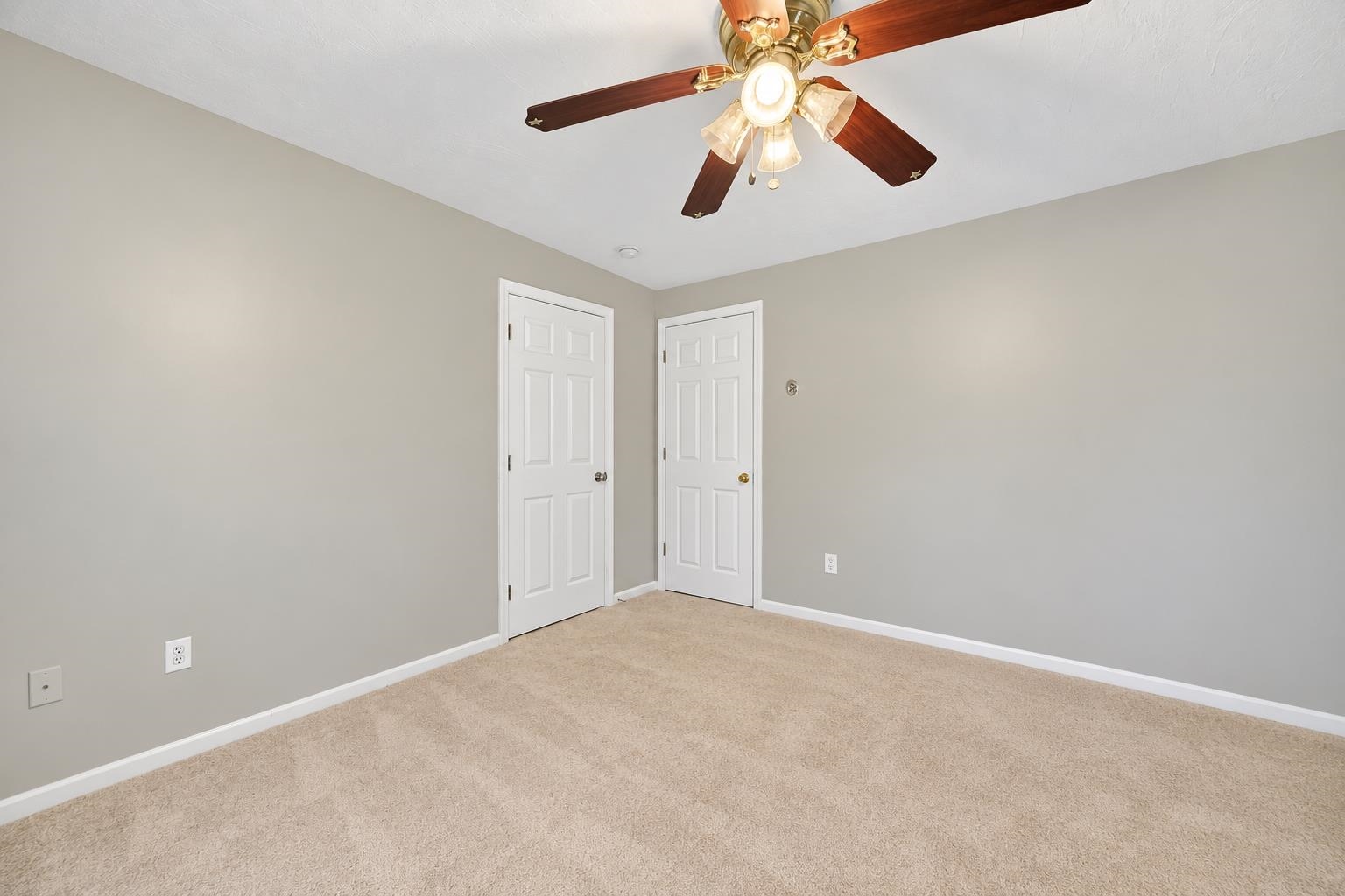 7 Sherwood Forest Drive Property Photo 36