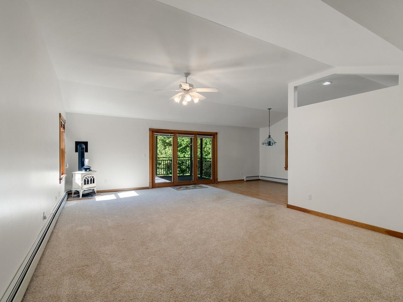 398 Bittersweet Circle Property Photo 13