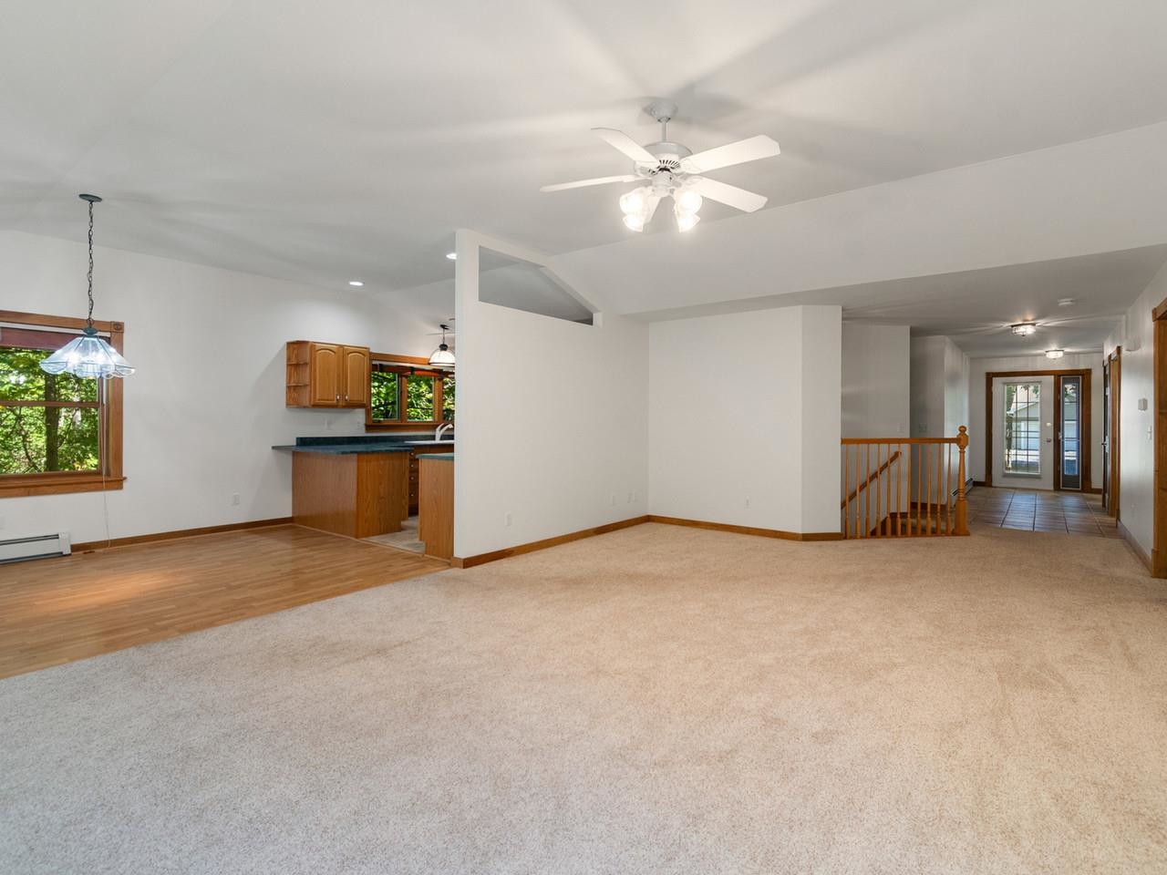 398 Bittersweet Circle Property Photo 17