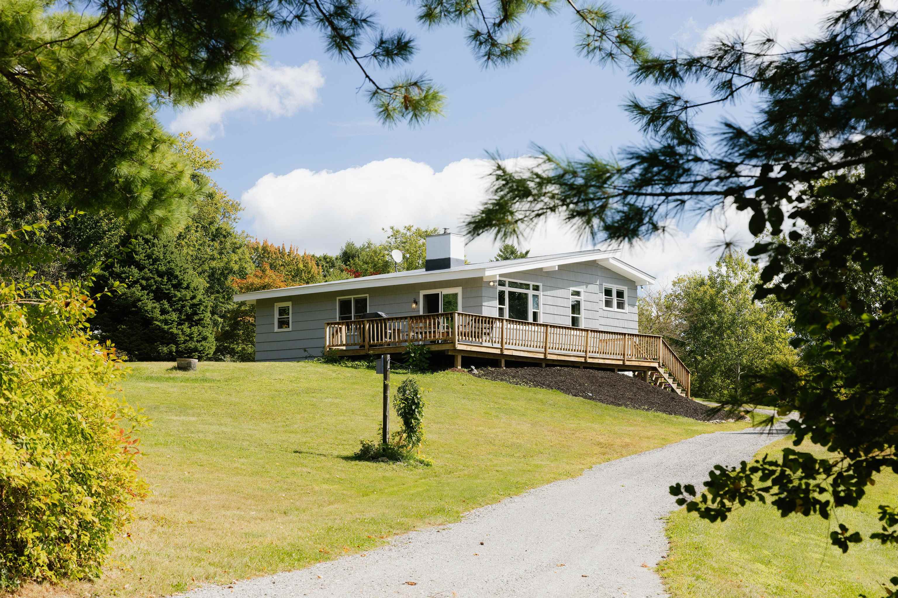 21 Split Oak Circle Property Photo 1