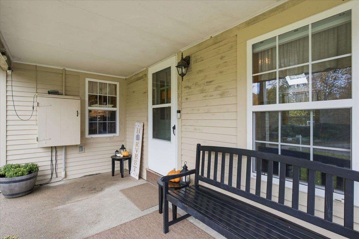 1918 Green Hill Road Property Photo 6