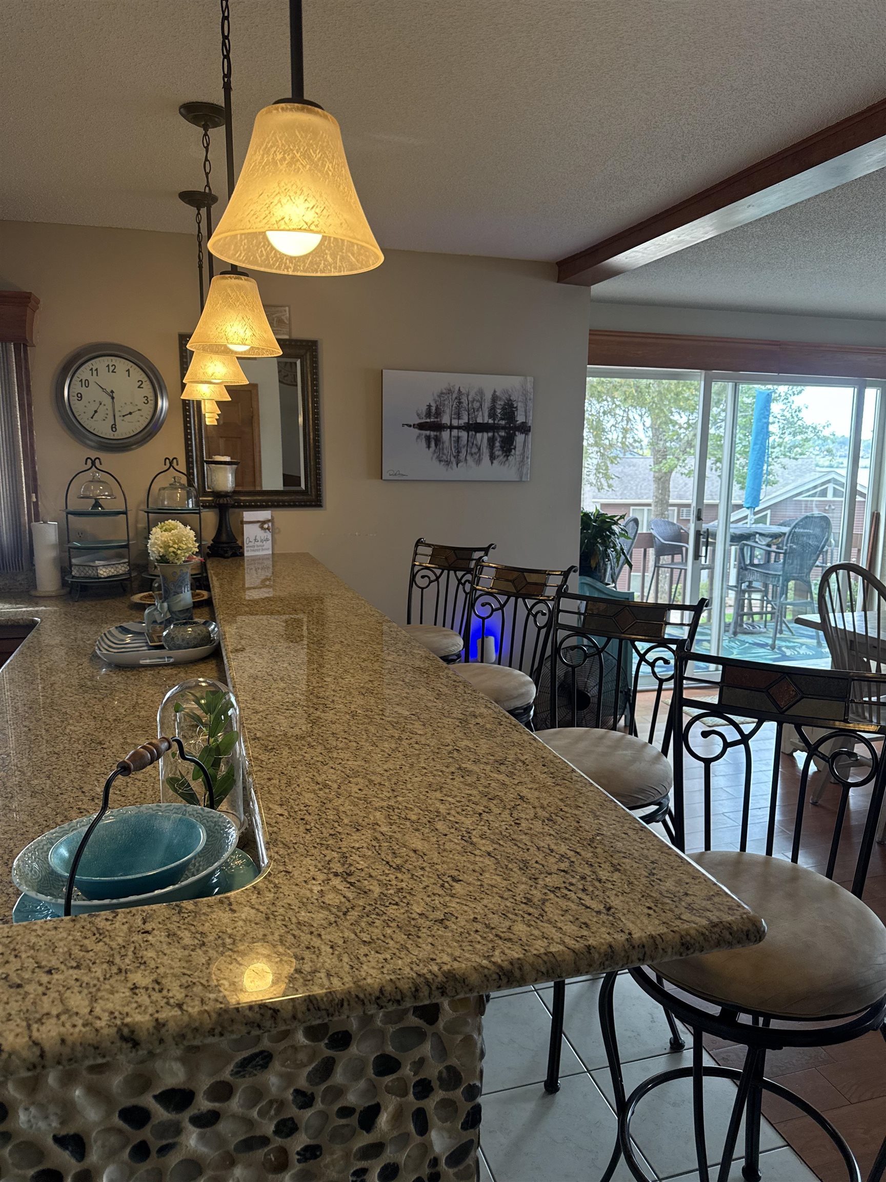 6 Crestview Lane Property Photo 2