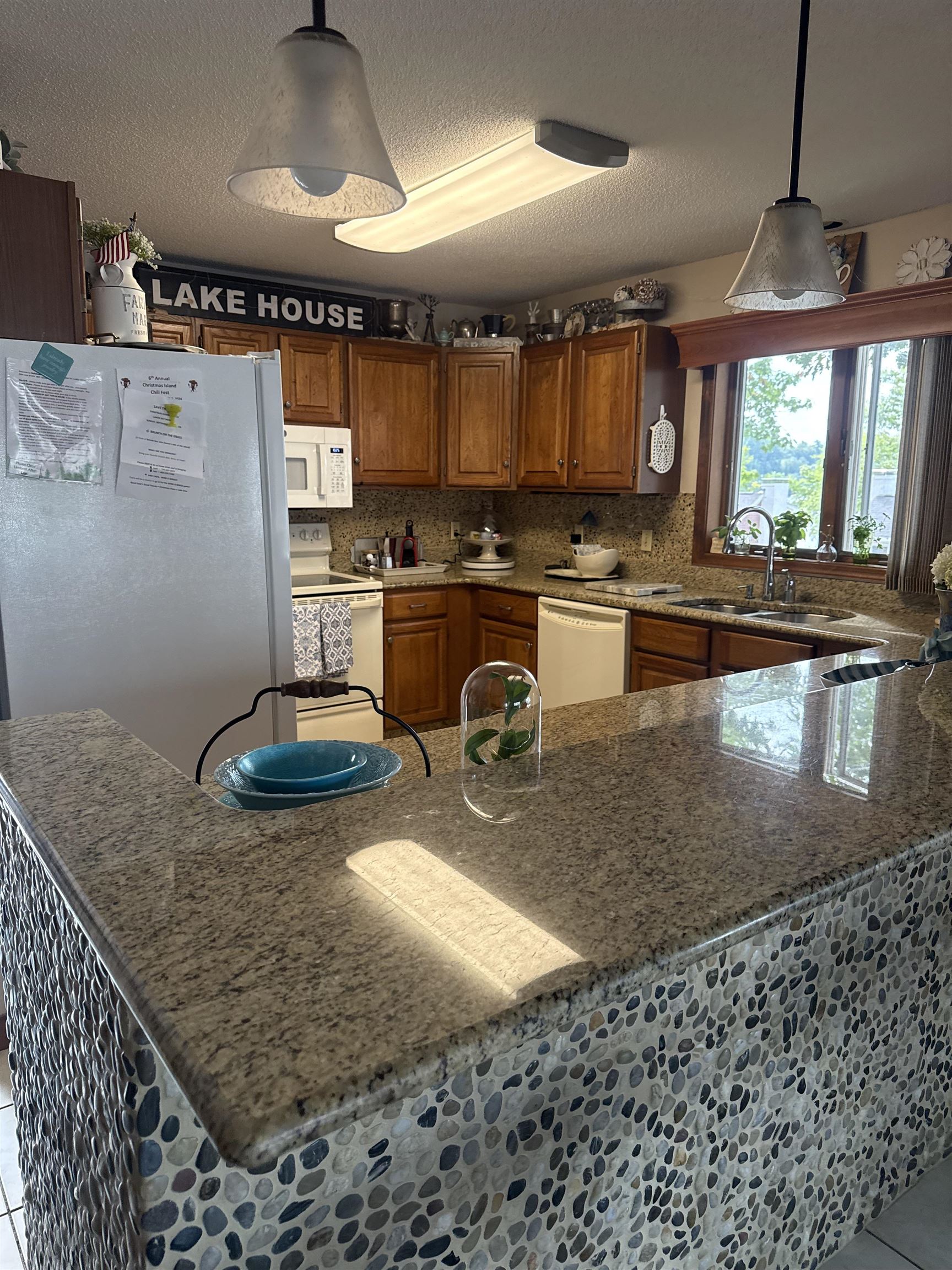 6 Crestview Lane Property Photo 3