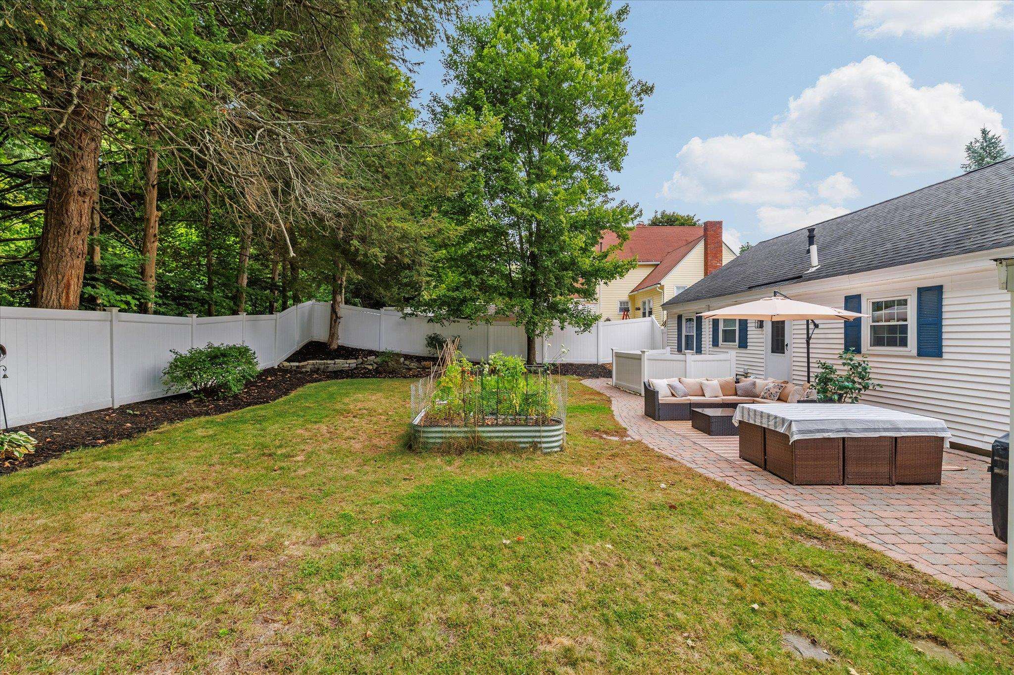 19 Monadnock Street Property Photo 30