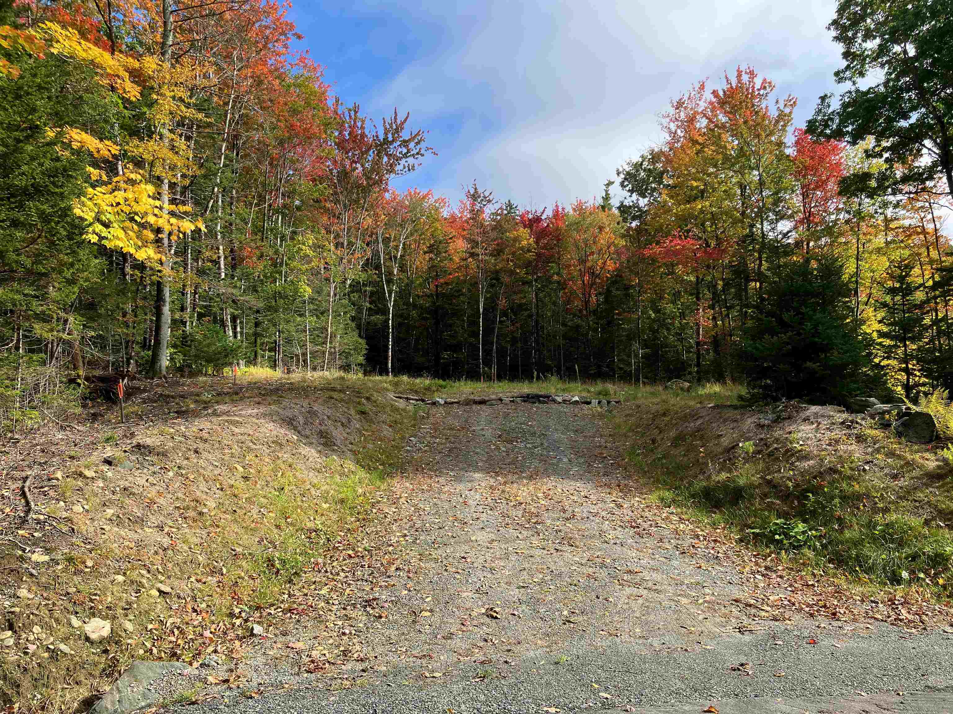 74 Villager Loop Property Photo 1