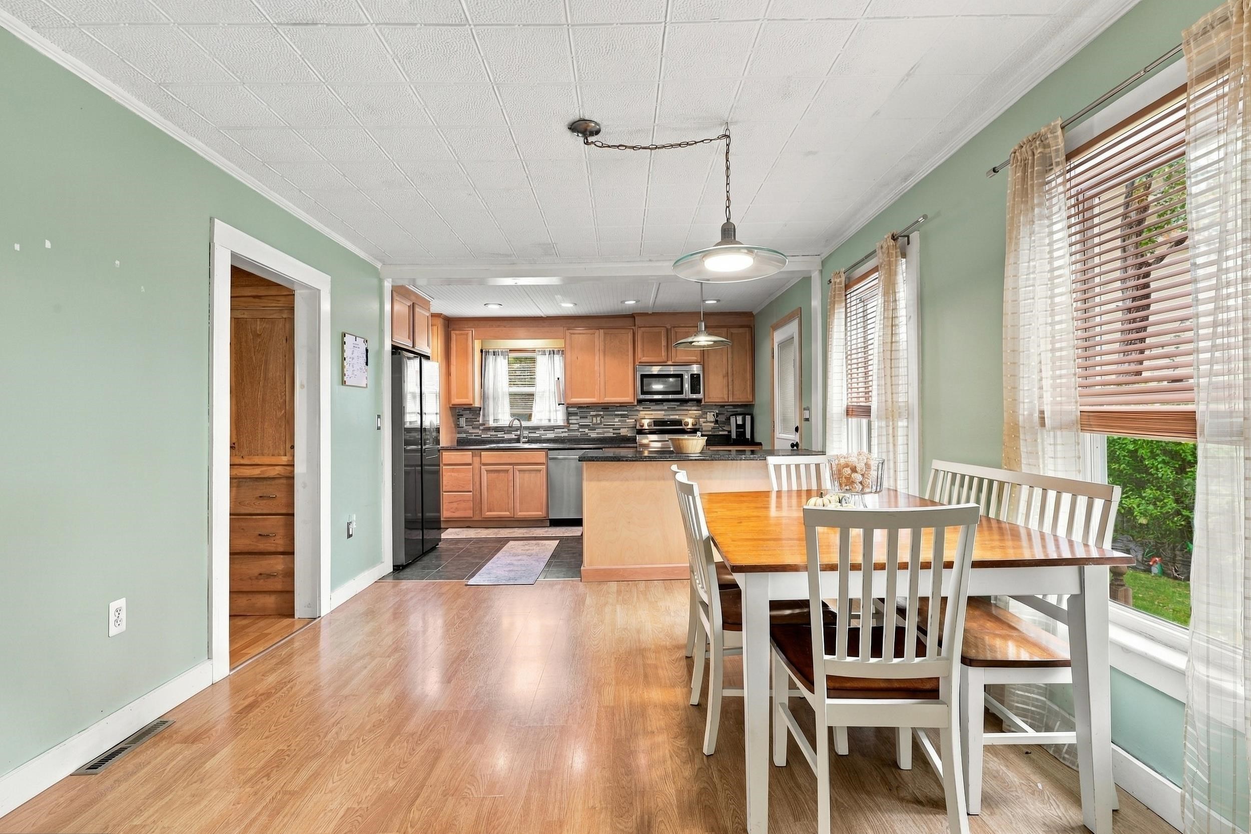 6 Howard Street Property Photo 3