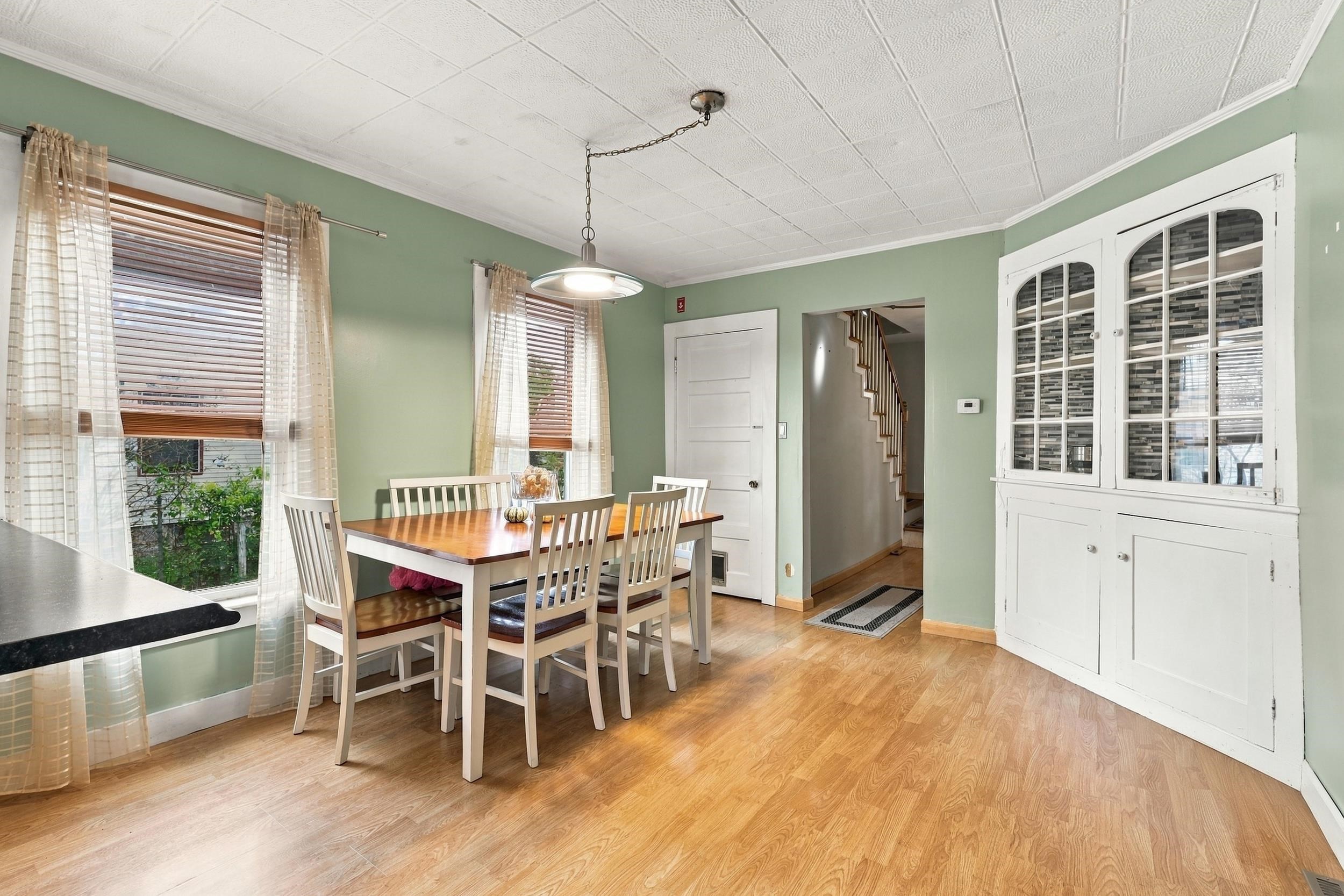 6 Howard Street Property Photo 9