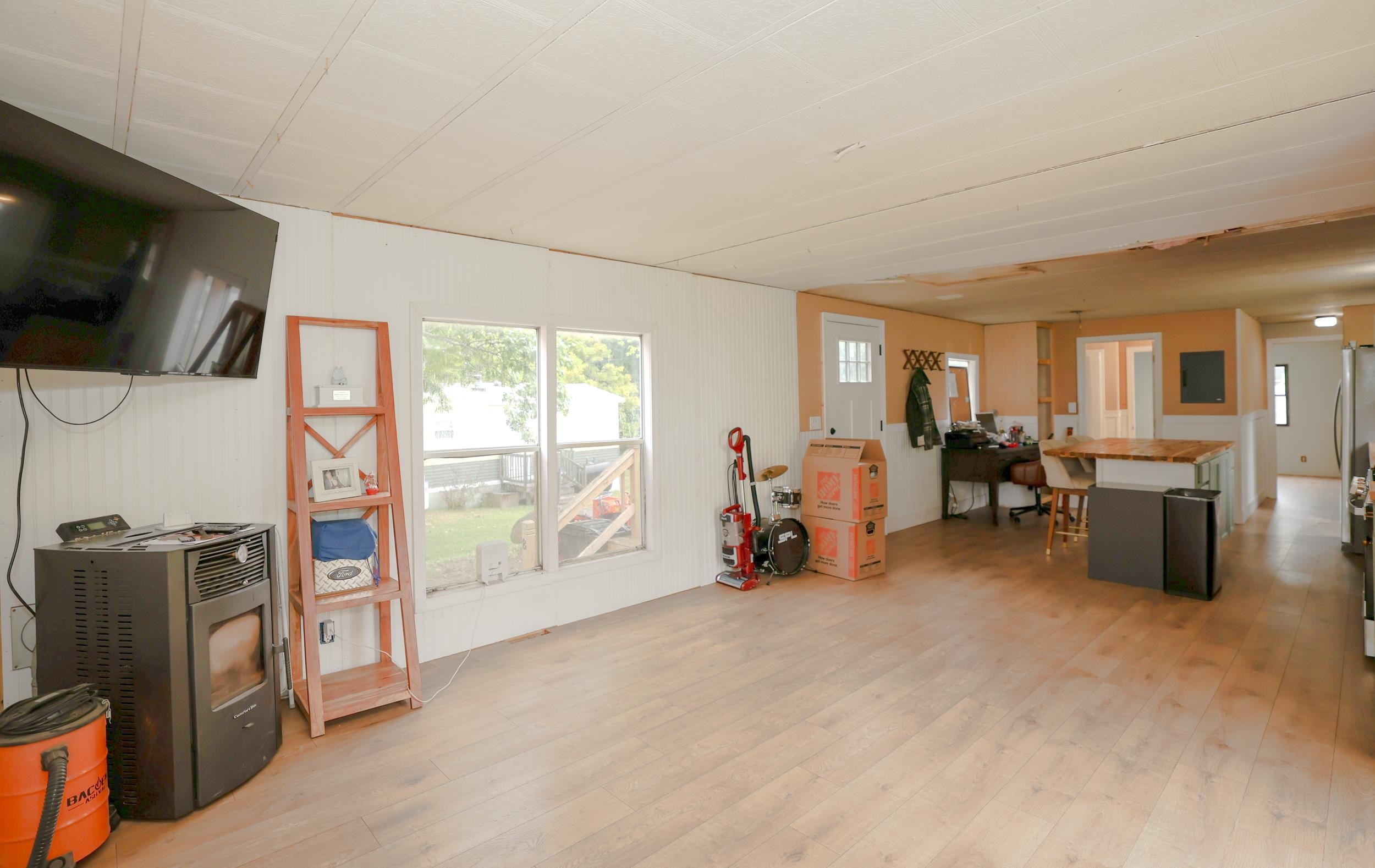 8 First Street Property Photo 7
