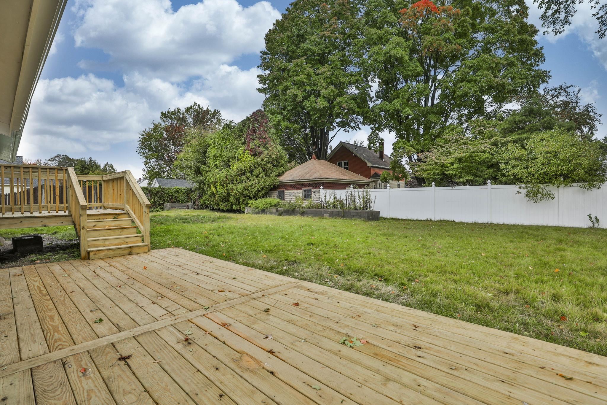 239 Brennan Street Property Photo 6