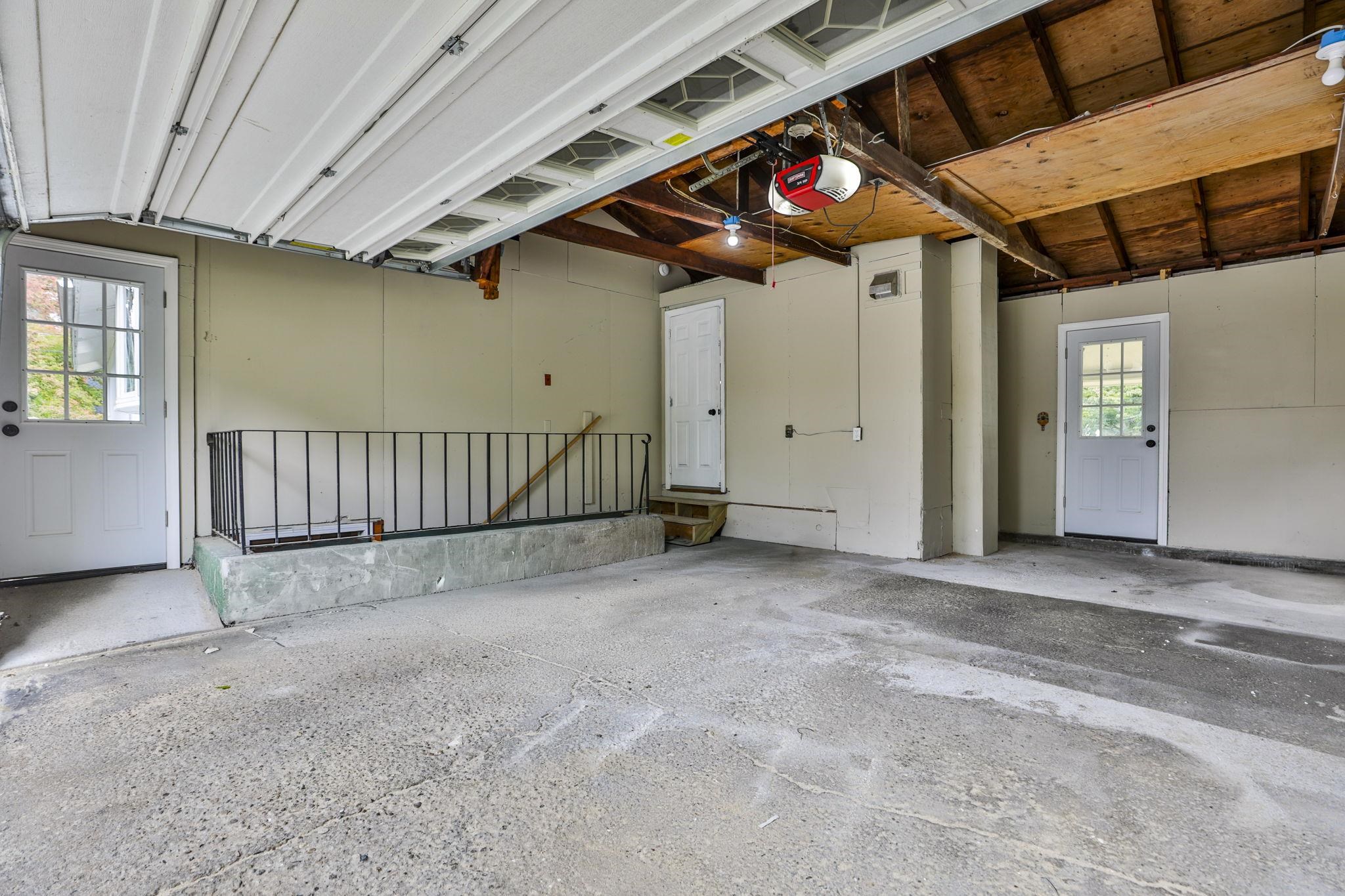 239 Brennan Street Property Photo 8