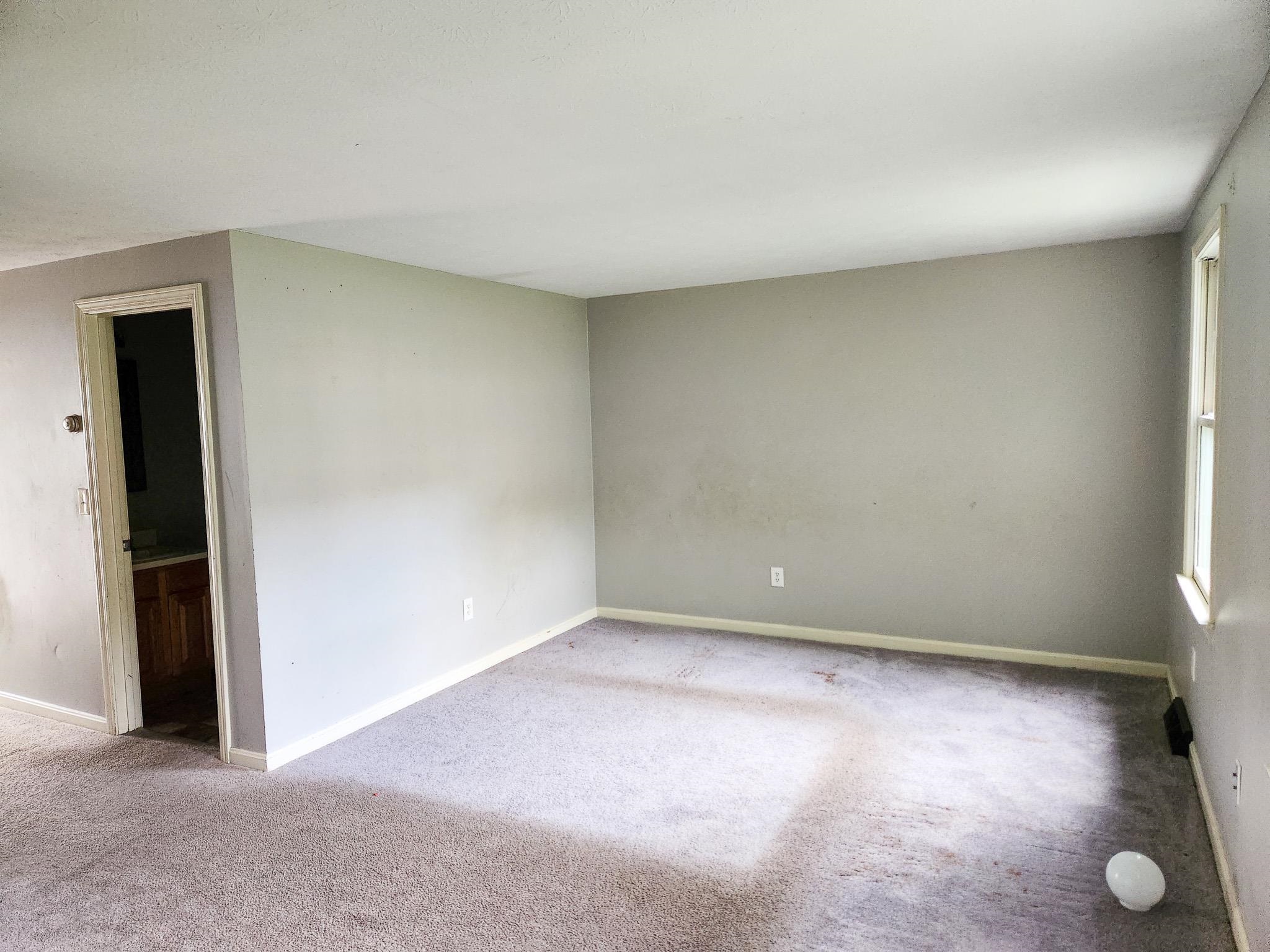 24 Andover Down Property Photo 2