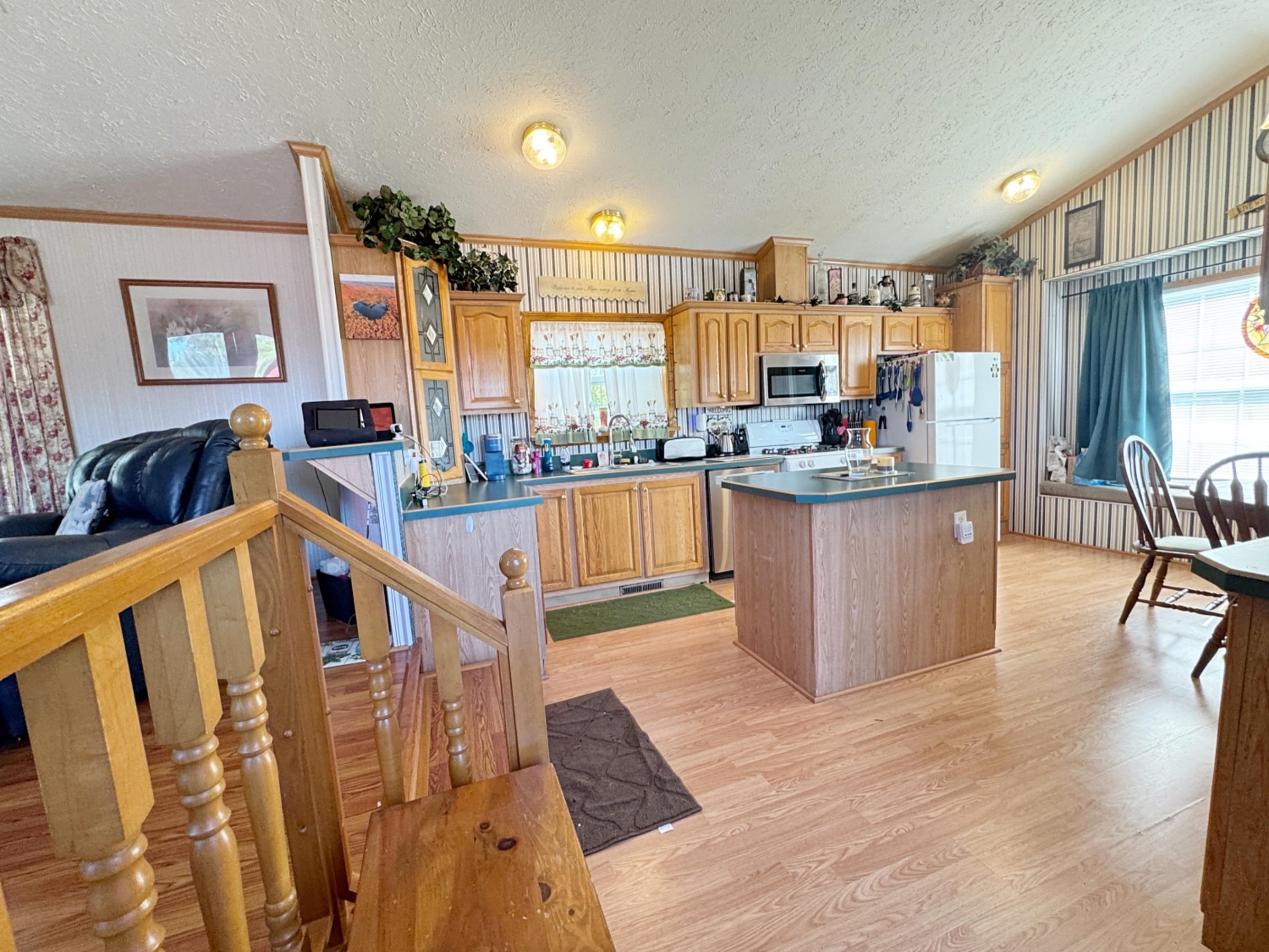 20 True Road Property Photo 7
