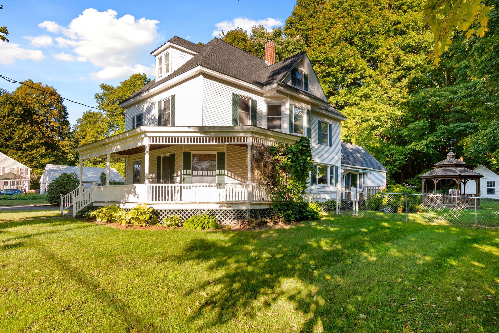17 Maplewood Avenue Property Photo 1