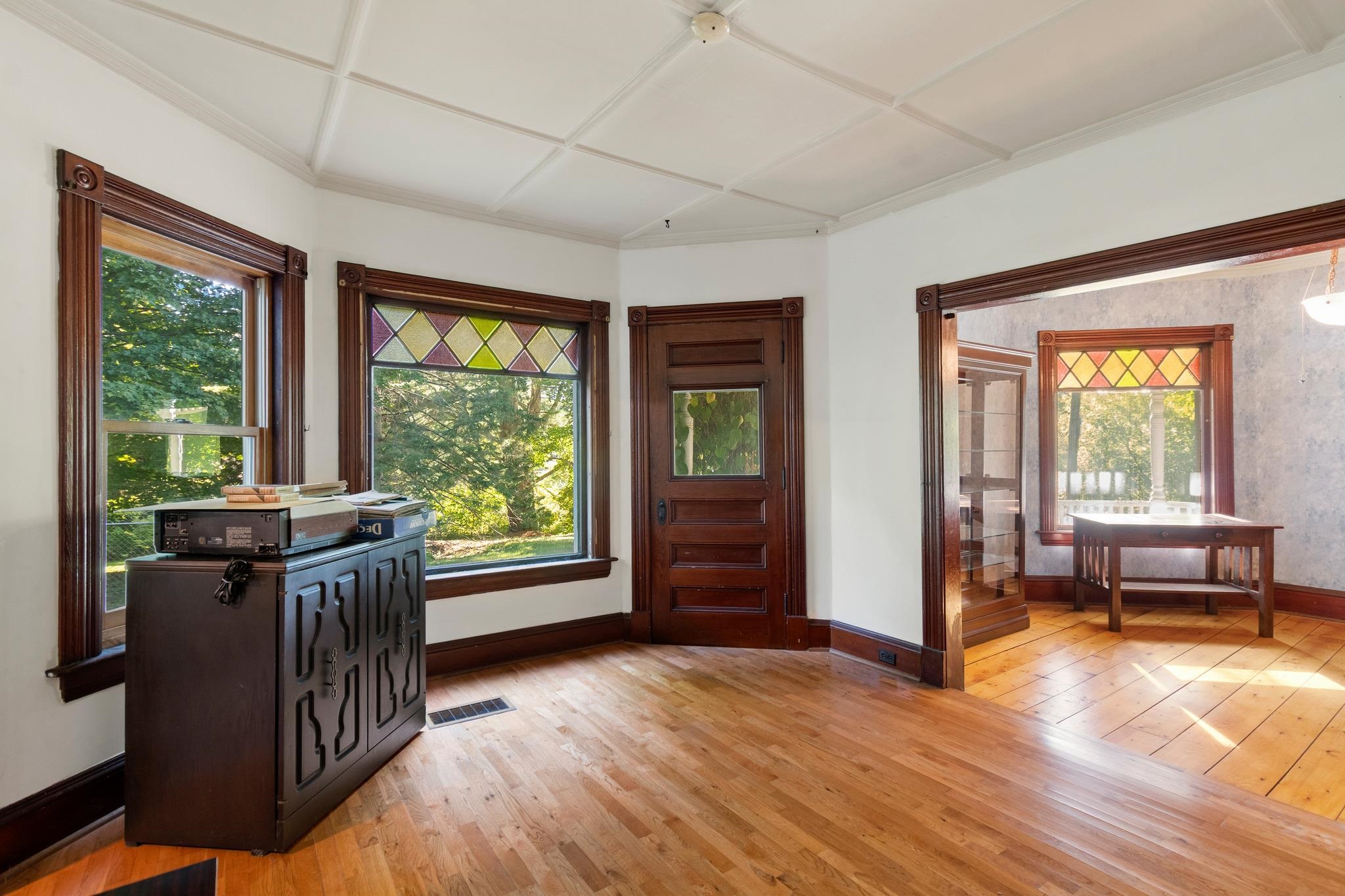 17 Maplewood Avenue Property Photo 12