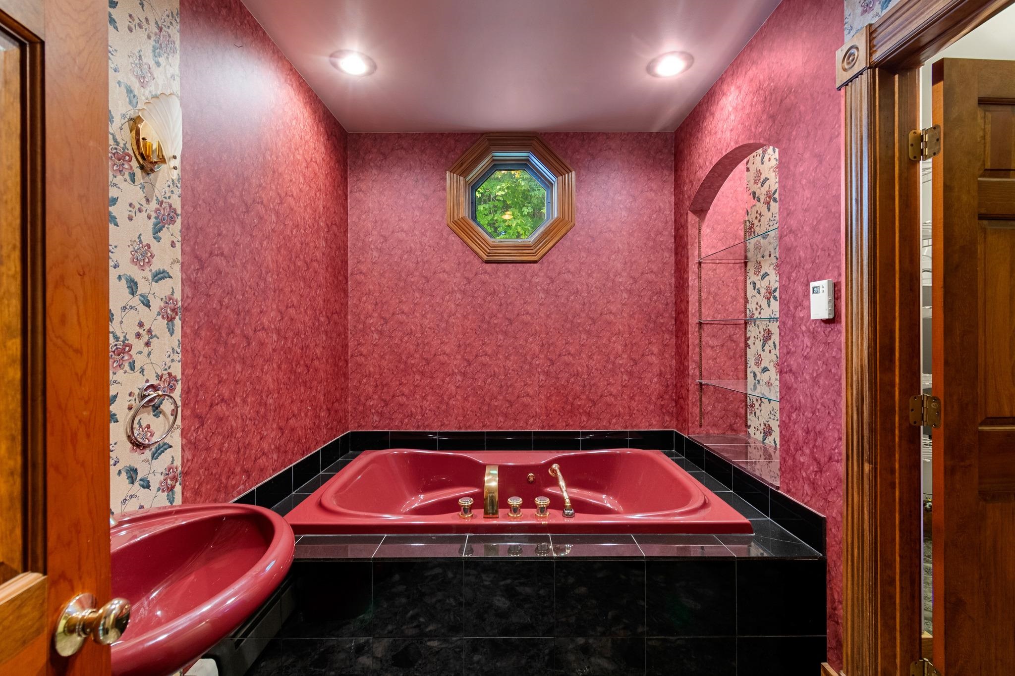 17 Maplewood Avenue Property Photo 20