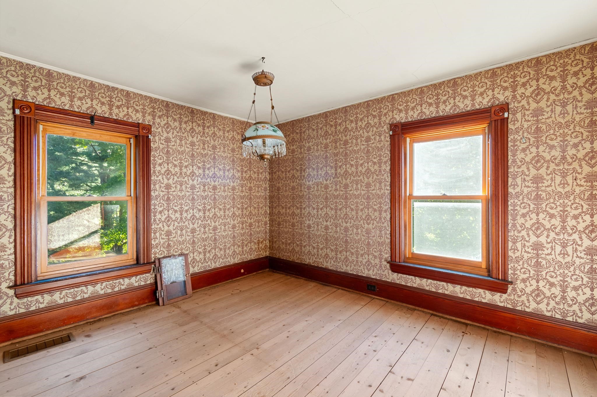 17 Maplewood Avenue Property Photo 26