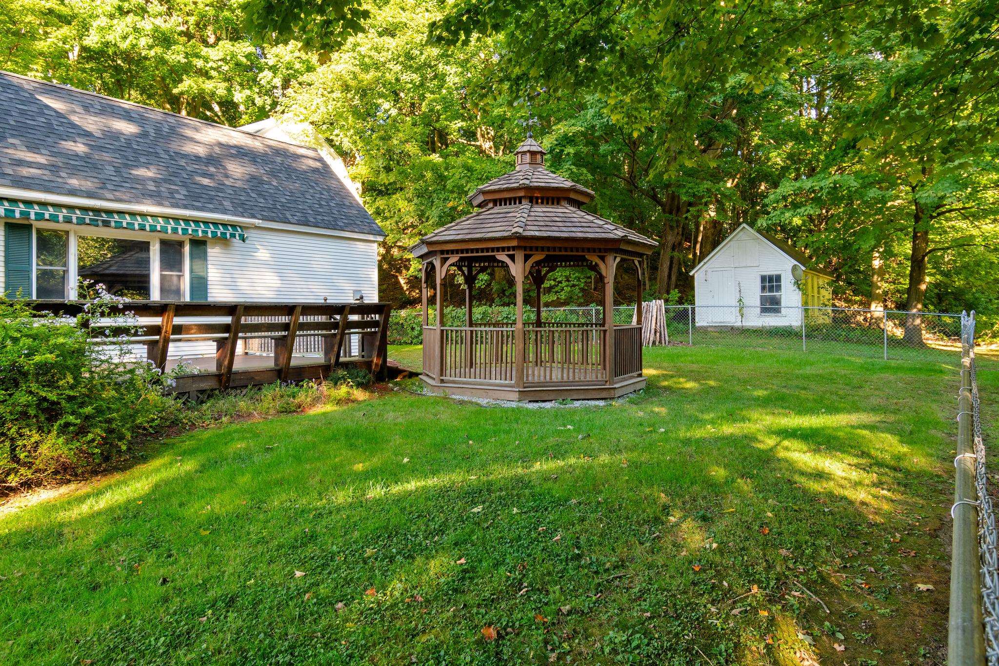 17 Maplewood Avenue Property Photo 48