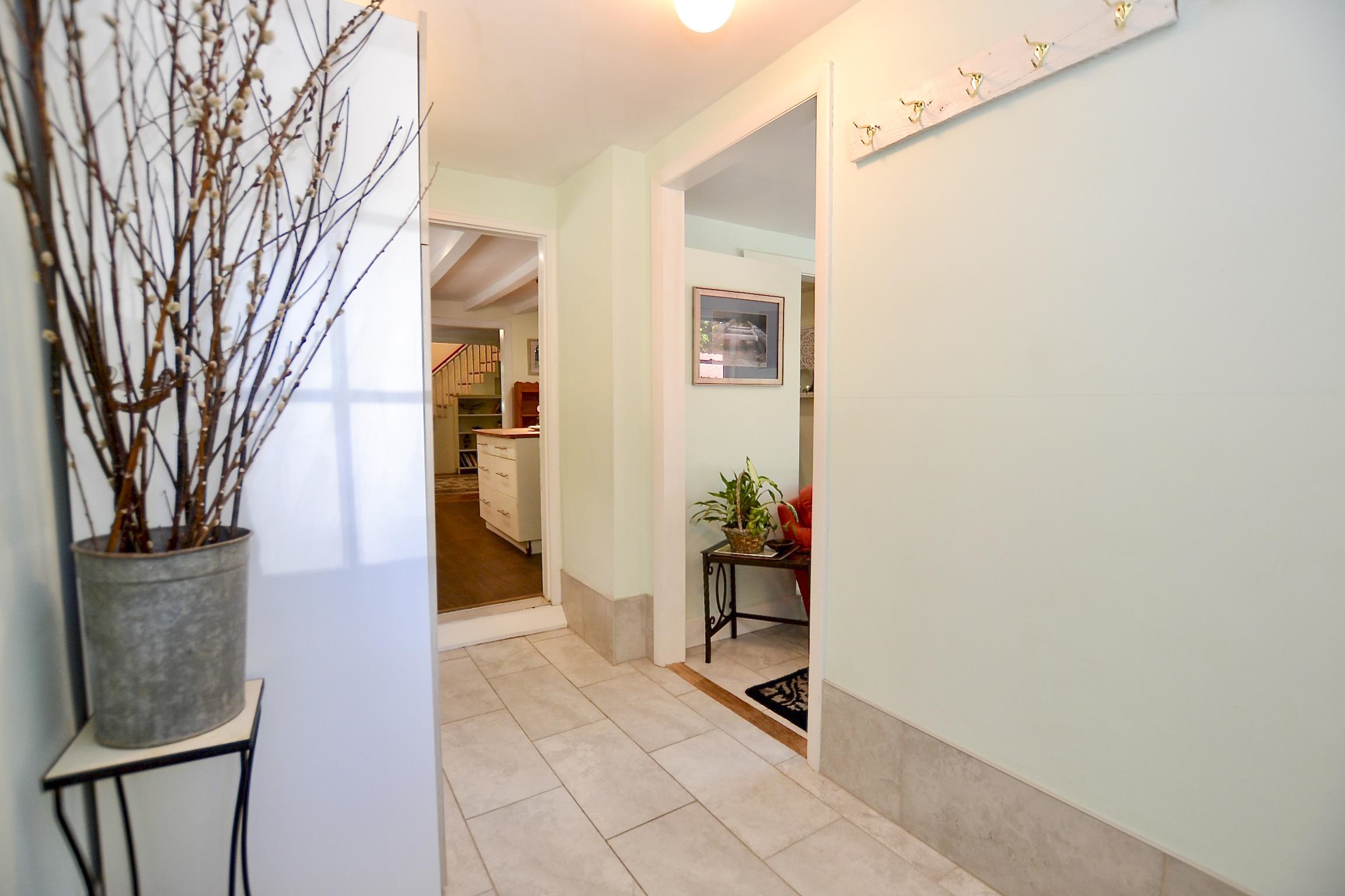 10 Cummings Street Property Photo 18