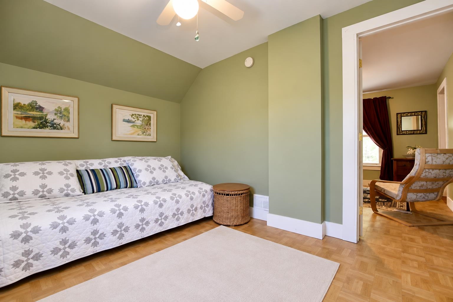 10 Cummings Street Property Photo 33