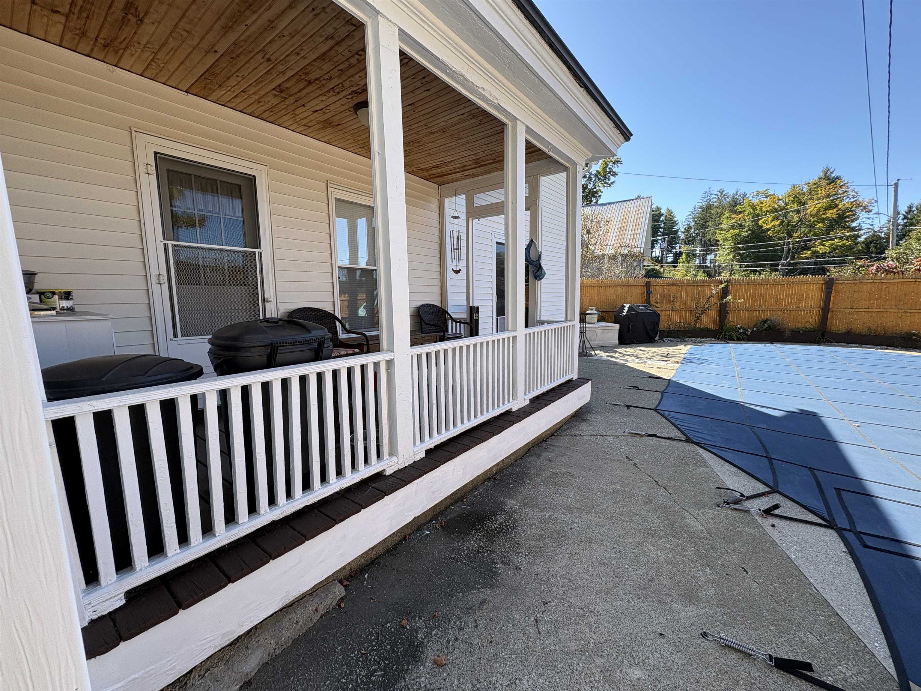 27 Hill Street Property Photo 6