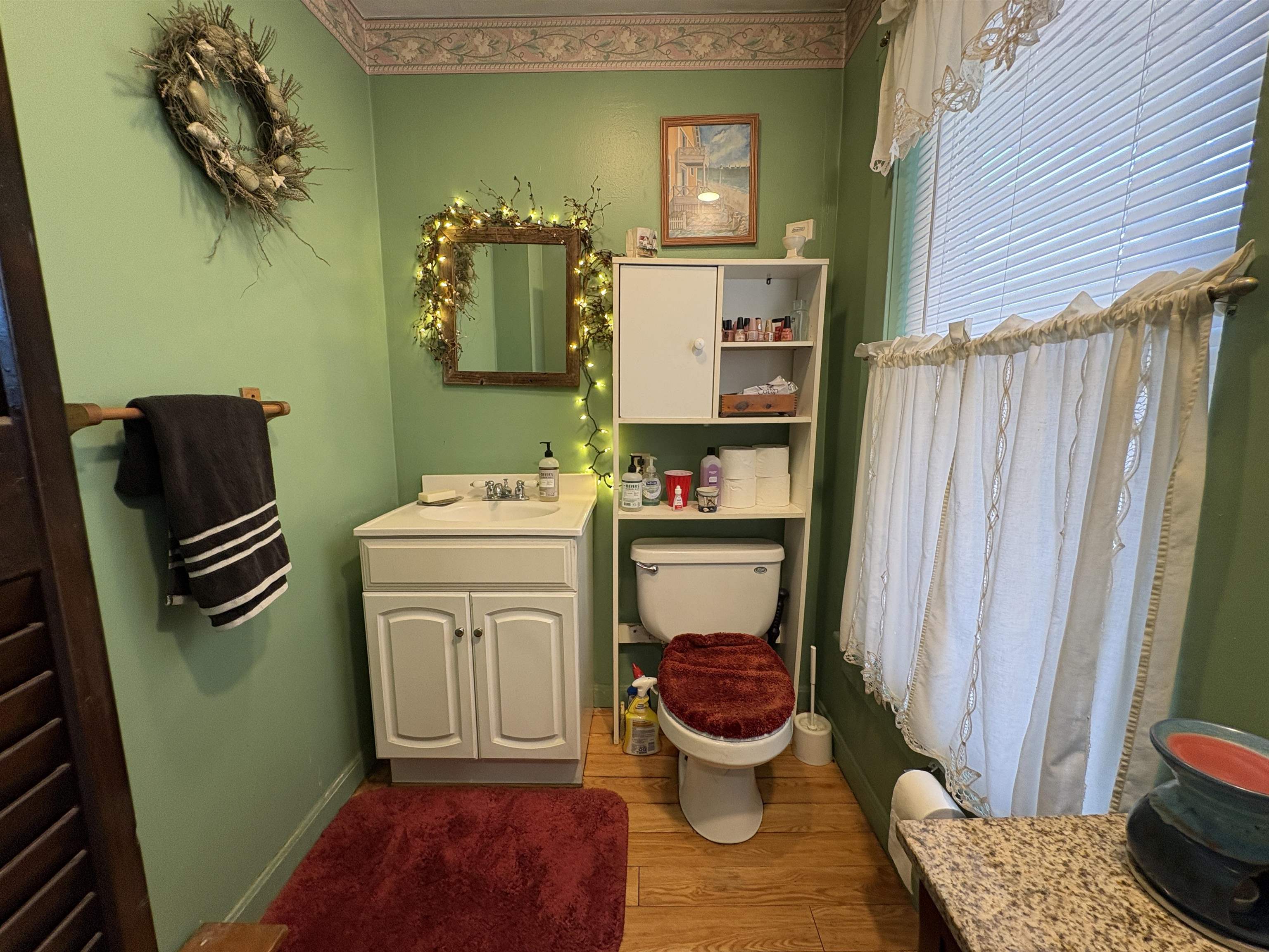 27 Hill Street Property Photo 23