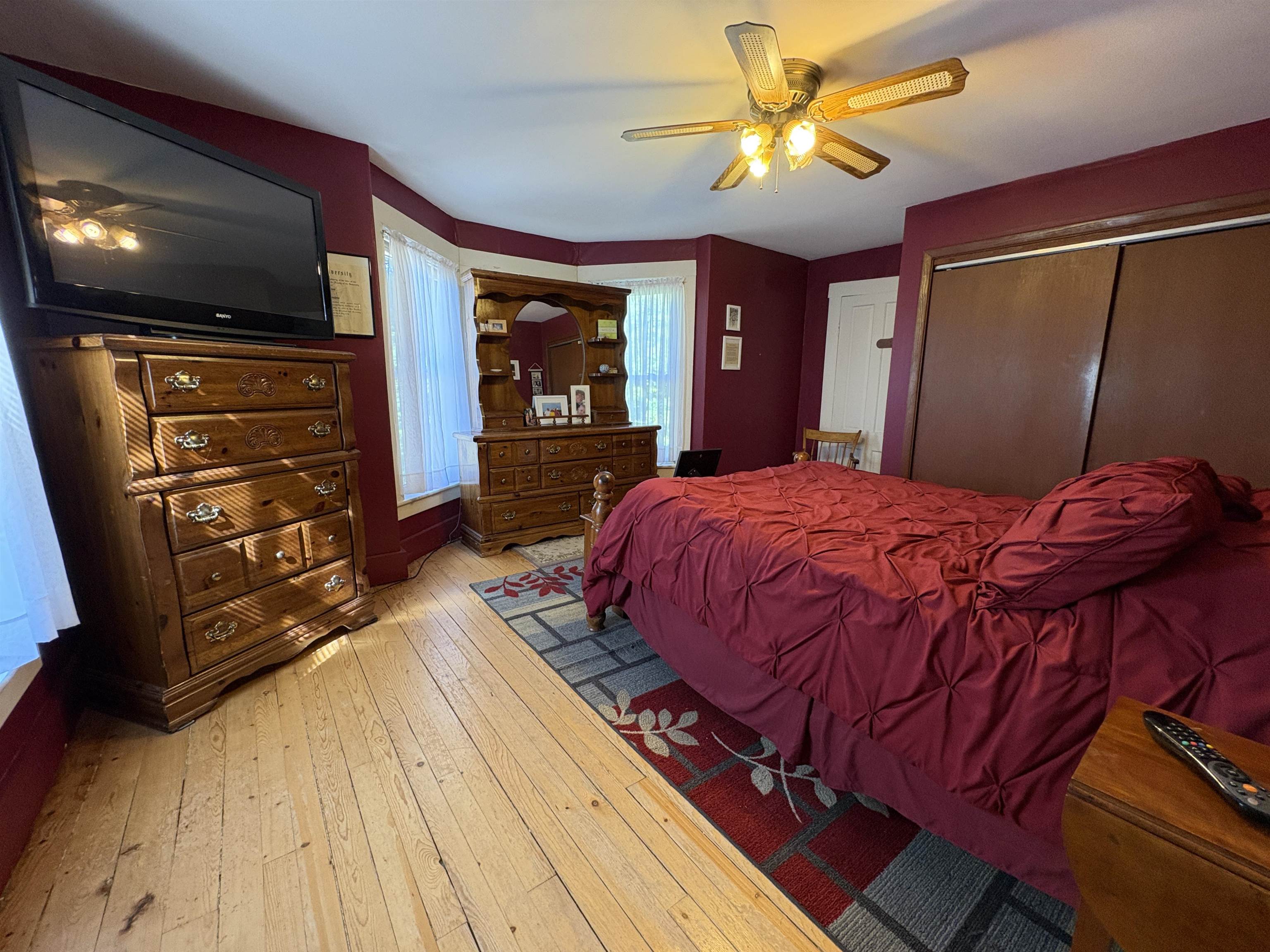 27 Hill Street Property Photo 28